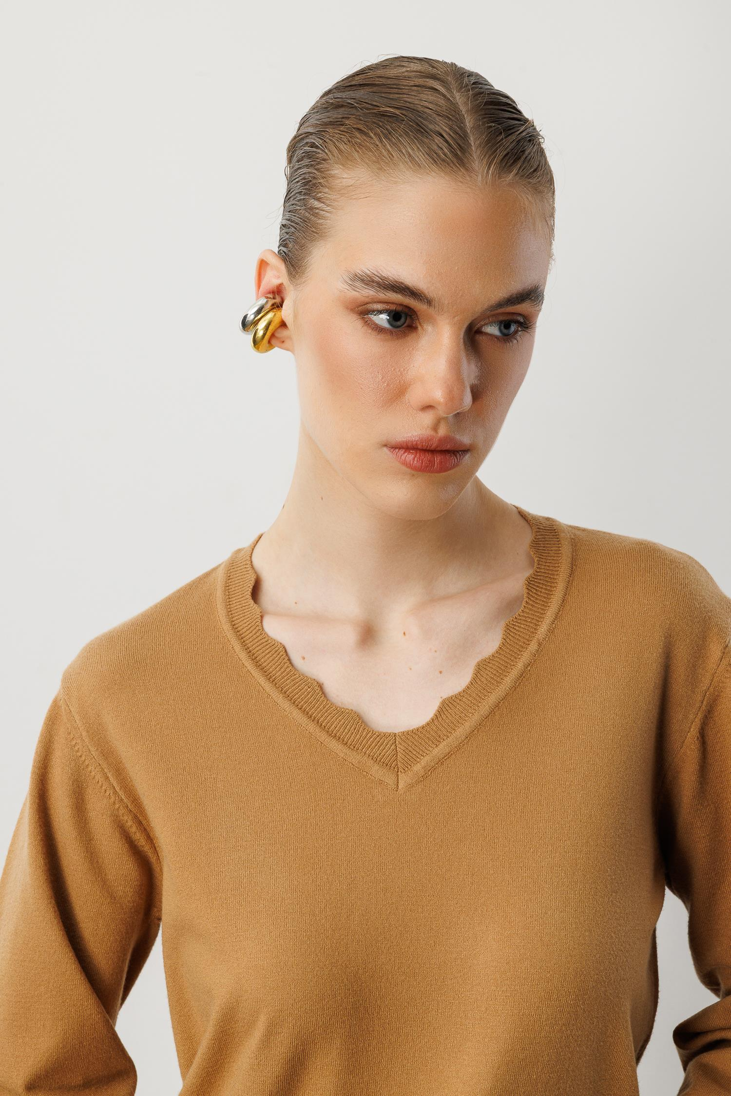 V yaka Angora Triko Kazak-CAMEL