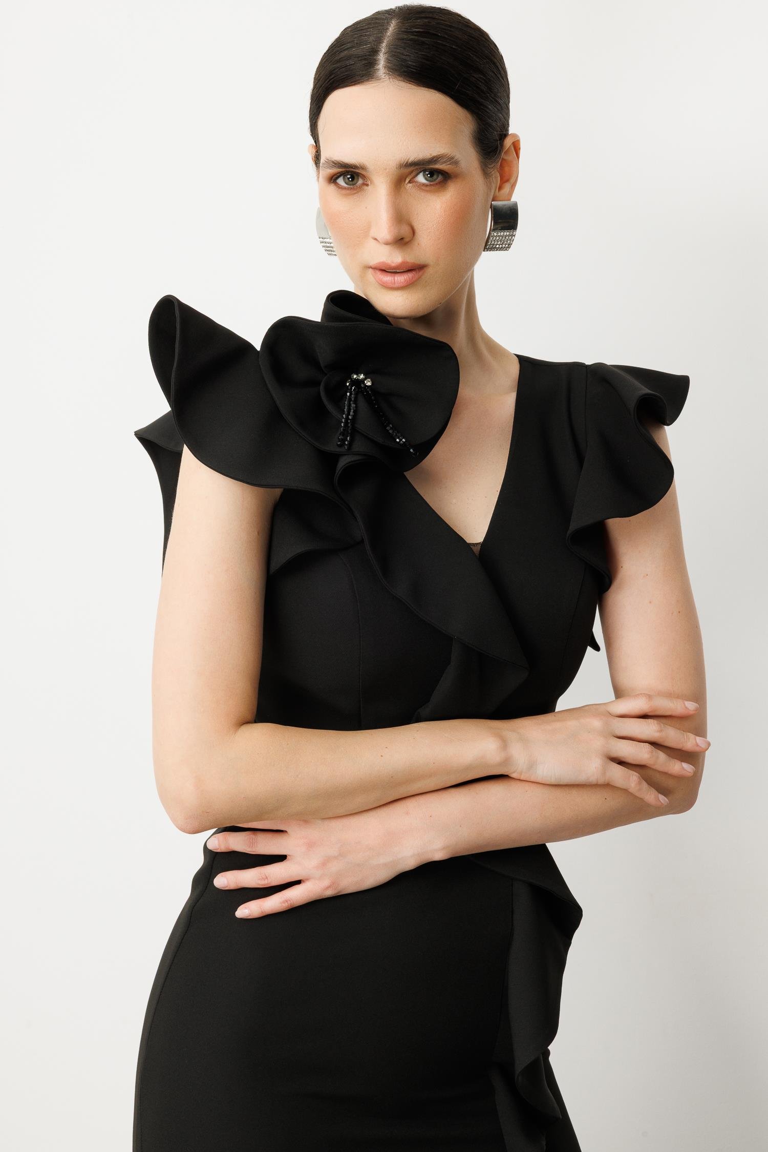 Volanlı Yırtmaçlı Abiye Elbise-SİYAH