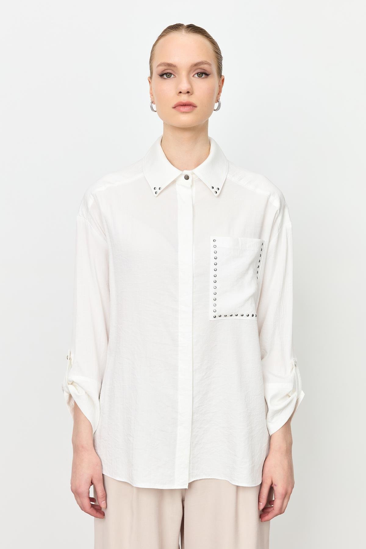 Yaka ve Cep Detaylı Gömlek-EKRU