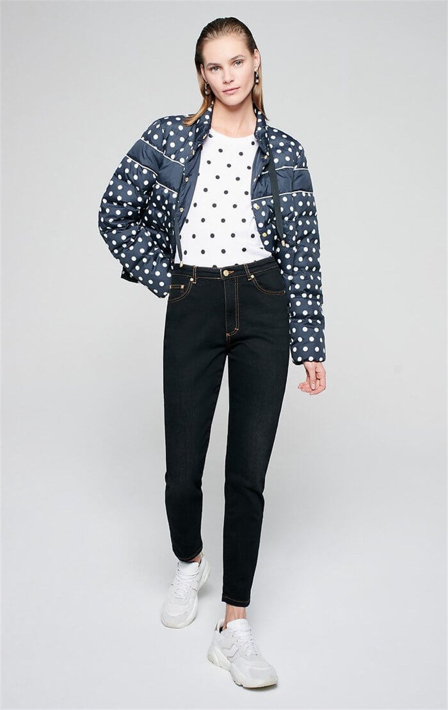 ESCADA  JEAN PANTOLON