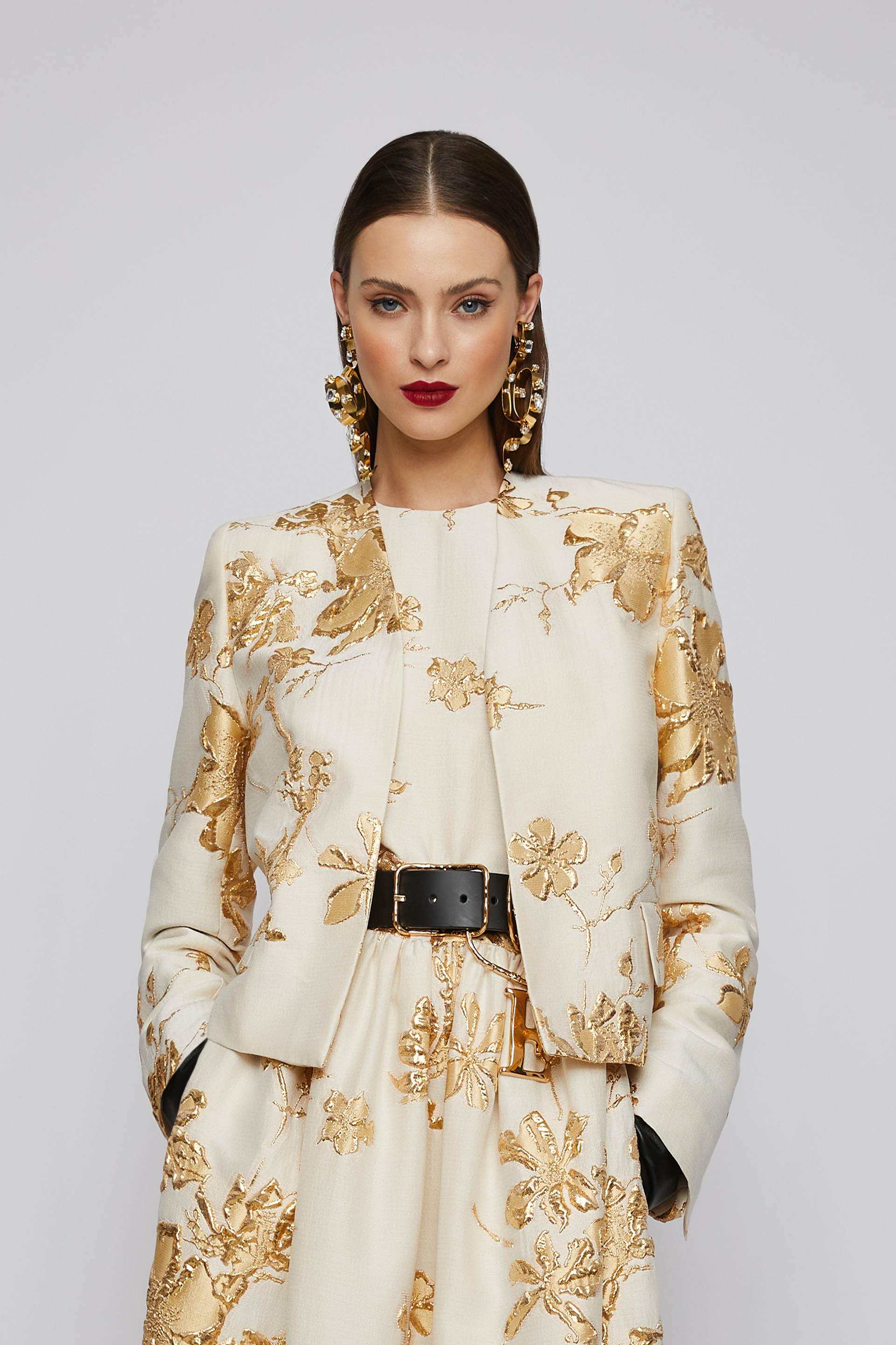 ESCADA  CEKET