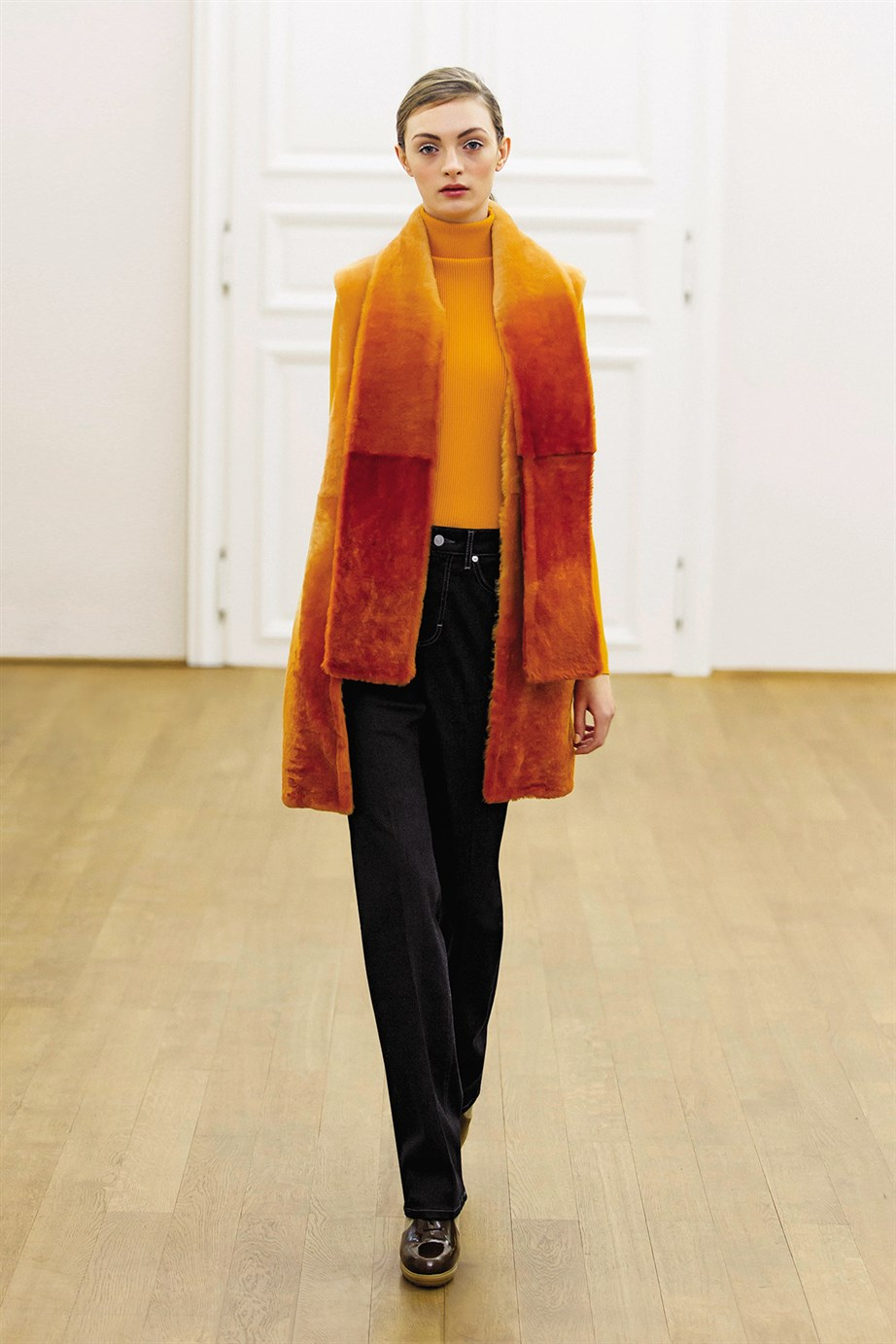 ESCADA  JEAN PANTOLON