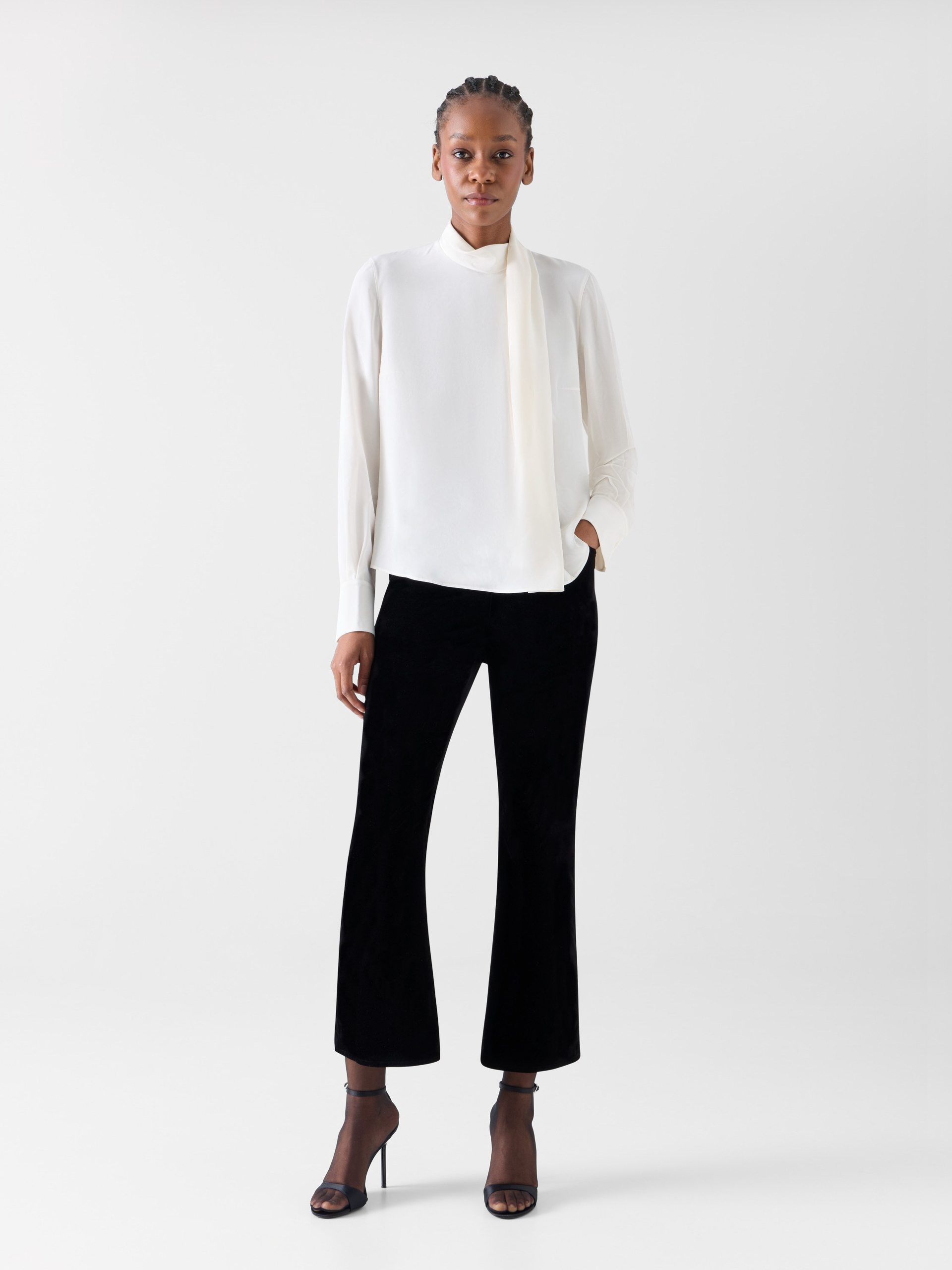 Akris Punto Şal Drapeli Dik Yaka Manşet Kol İpek Bluz