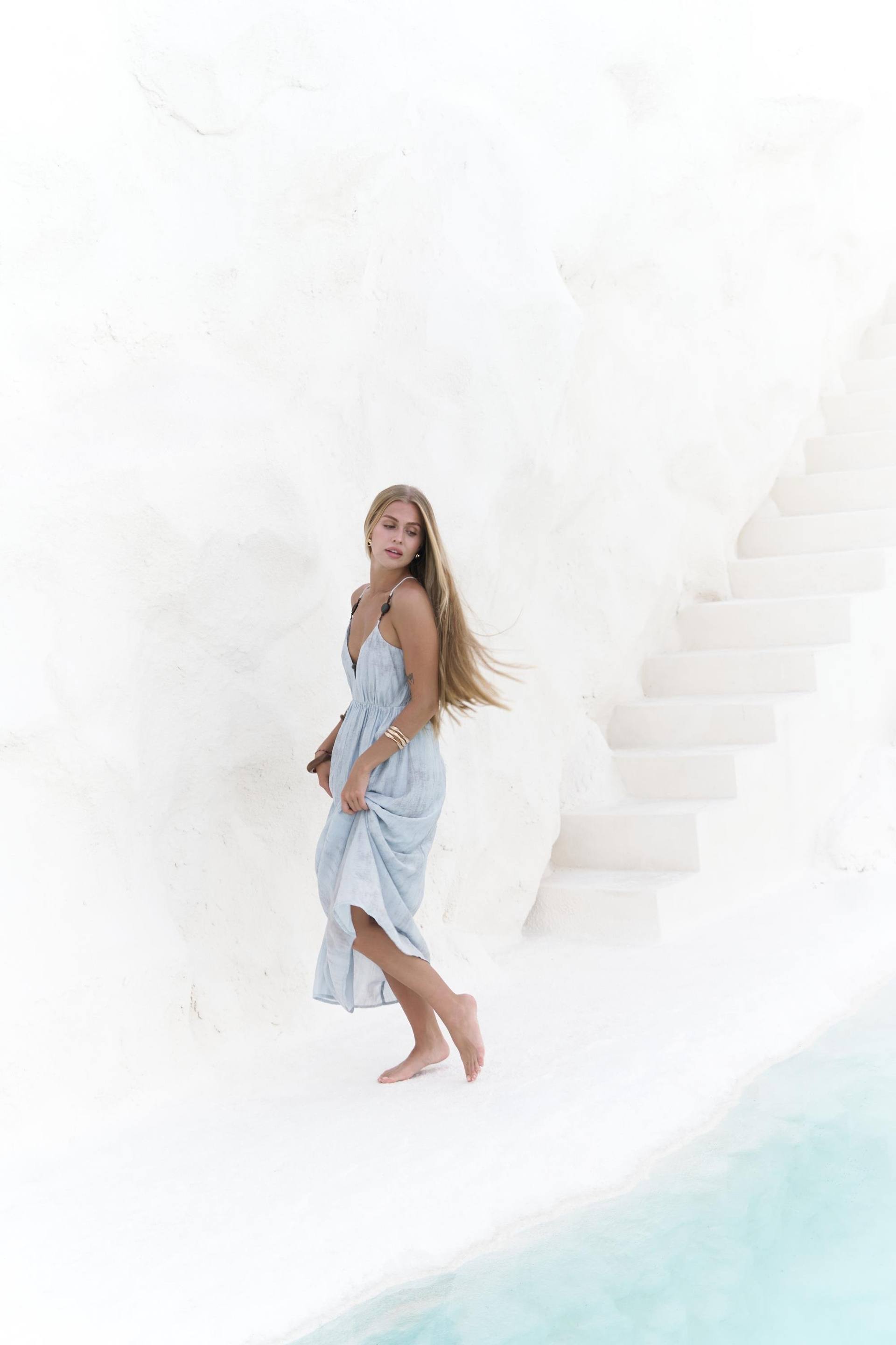 Aden Boncuk Detay Mavi Elbise 