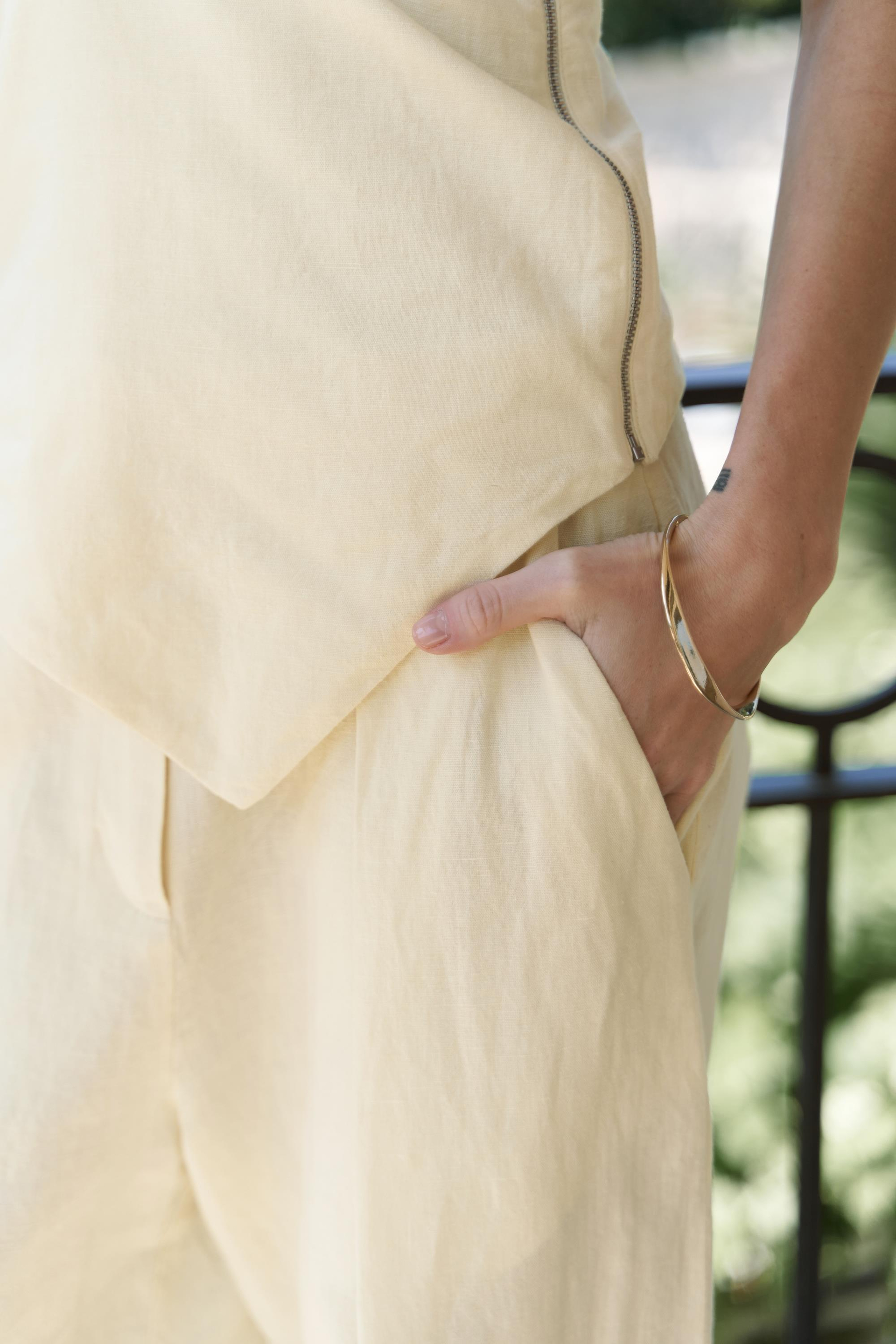 Alidah Pileli Sarı Bol Paça Pantolon