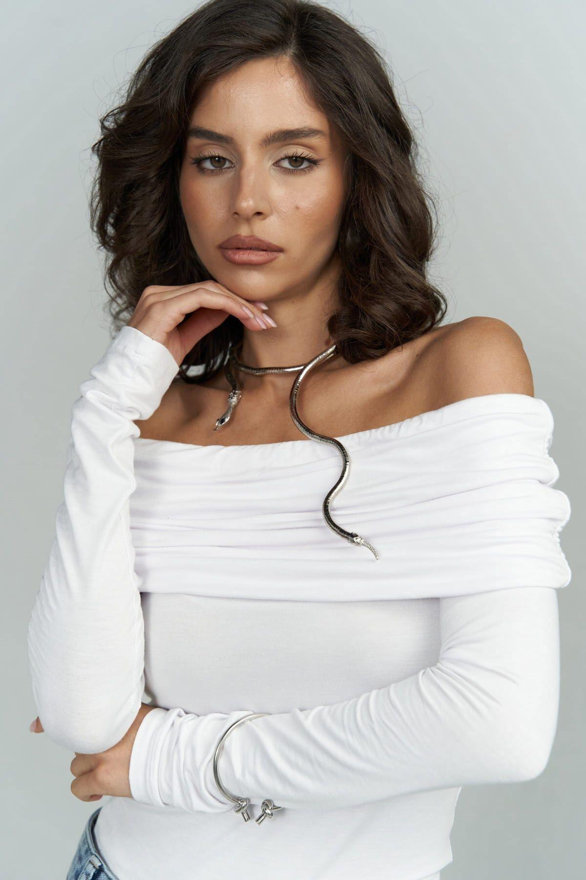 Alonzo Carmen Neckline Long Sleeve White Blouse