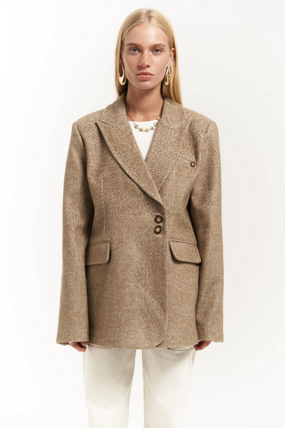 Anika Bej Blazer