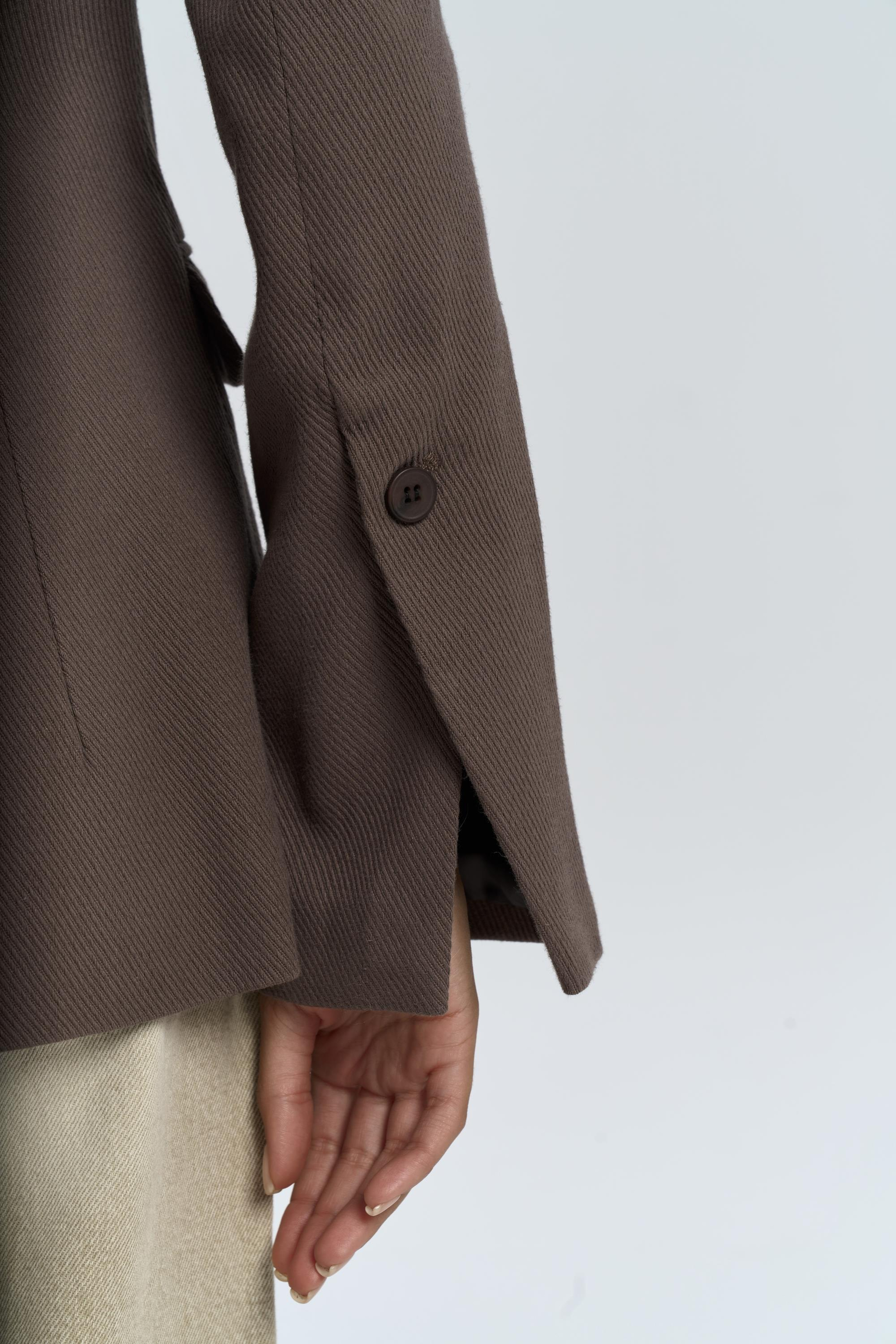 Anisah Waist-Fitted Brown Blazer