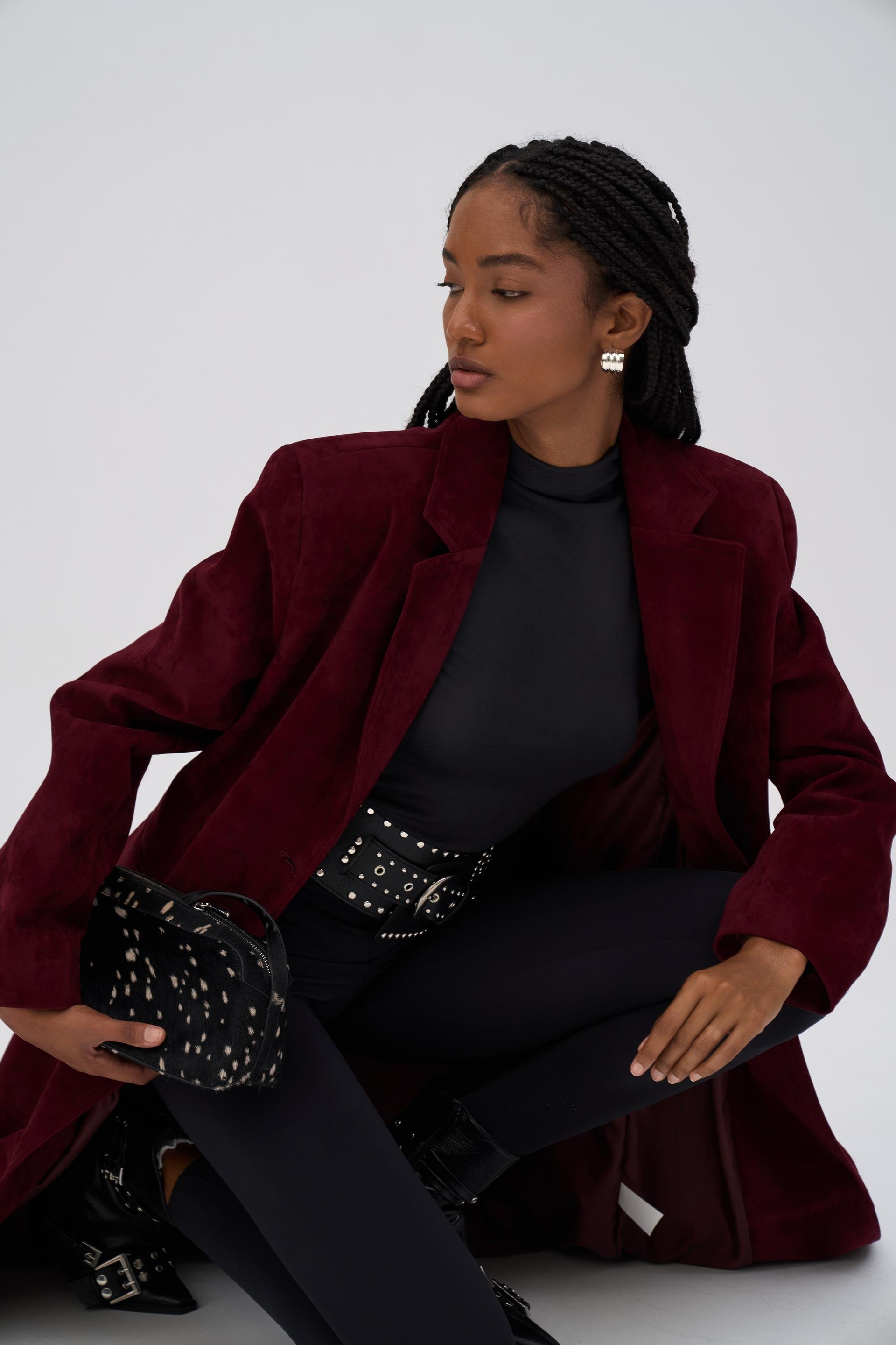 Anvers High Neck Black Crop