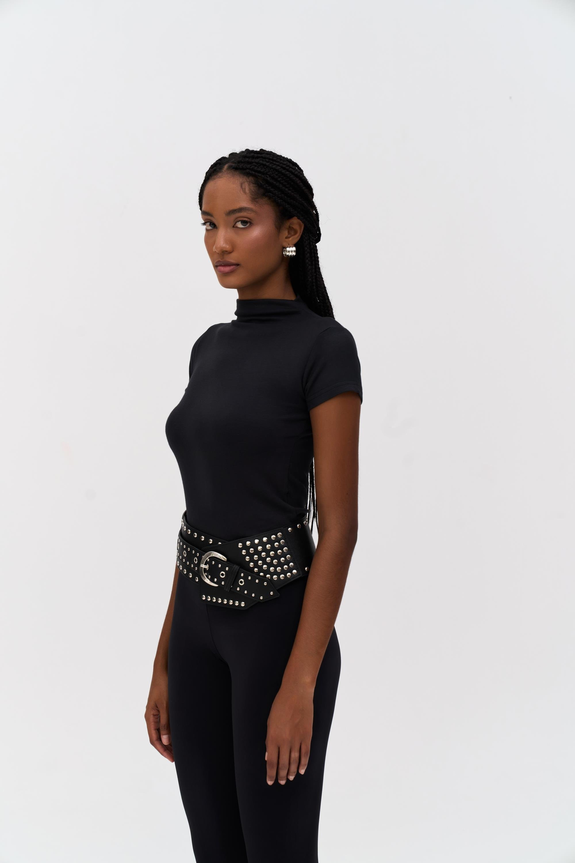 Anvers High Neck Black Crop