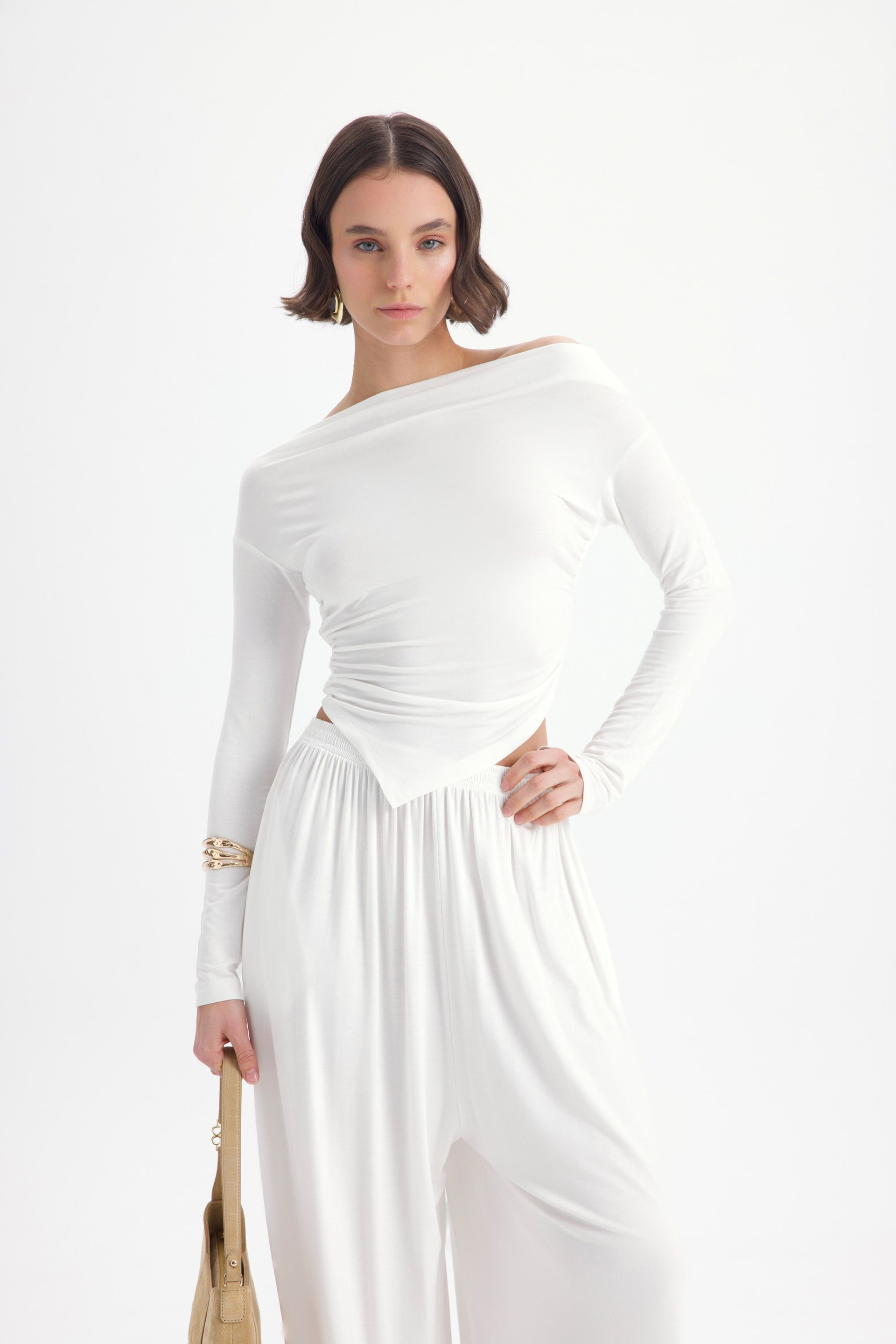 Apolline Üçgen Kesim Ekru Crop Pantolon Takım