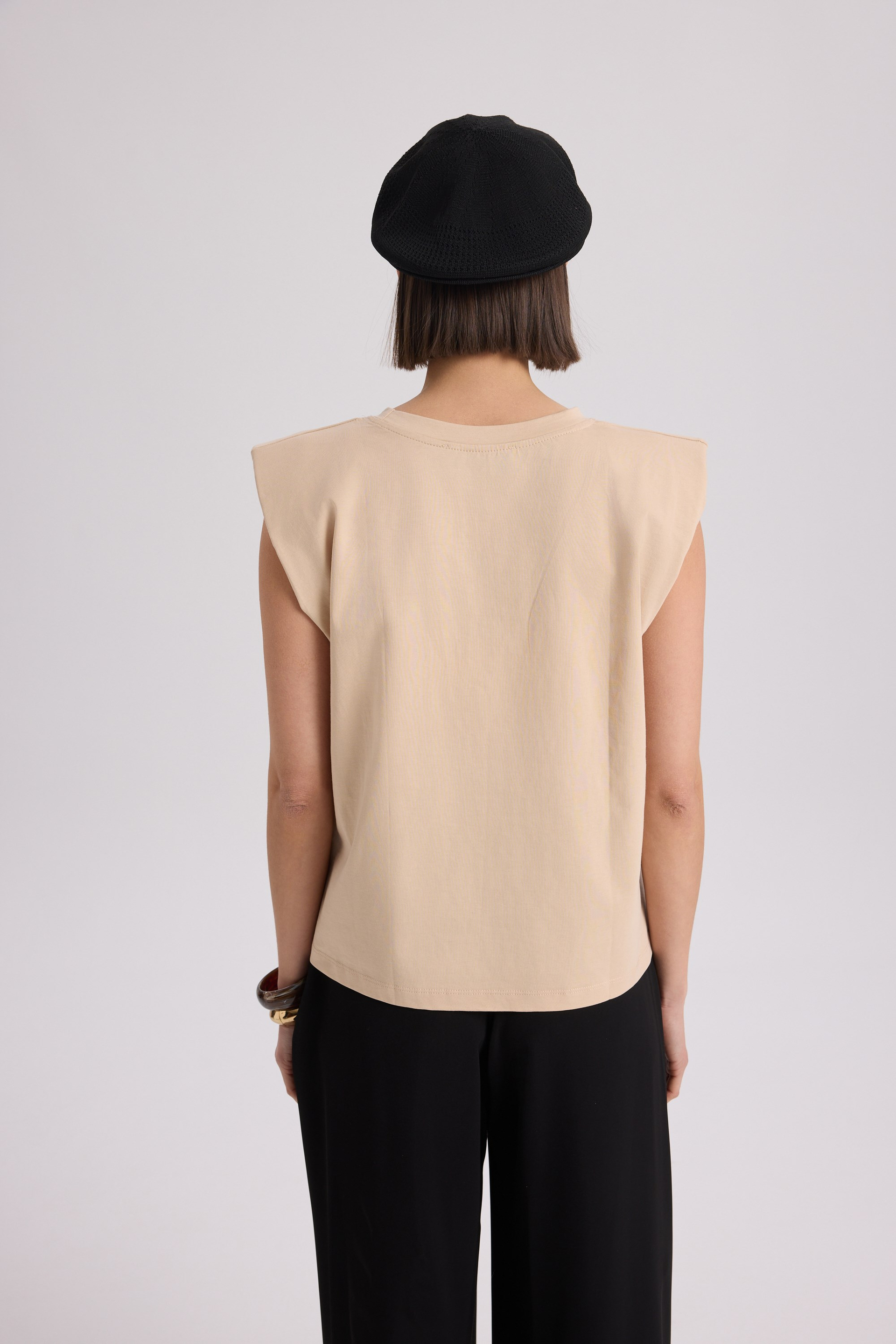 Armanda Vatkalı Vizon T-shirt