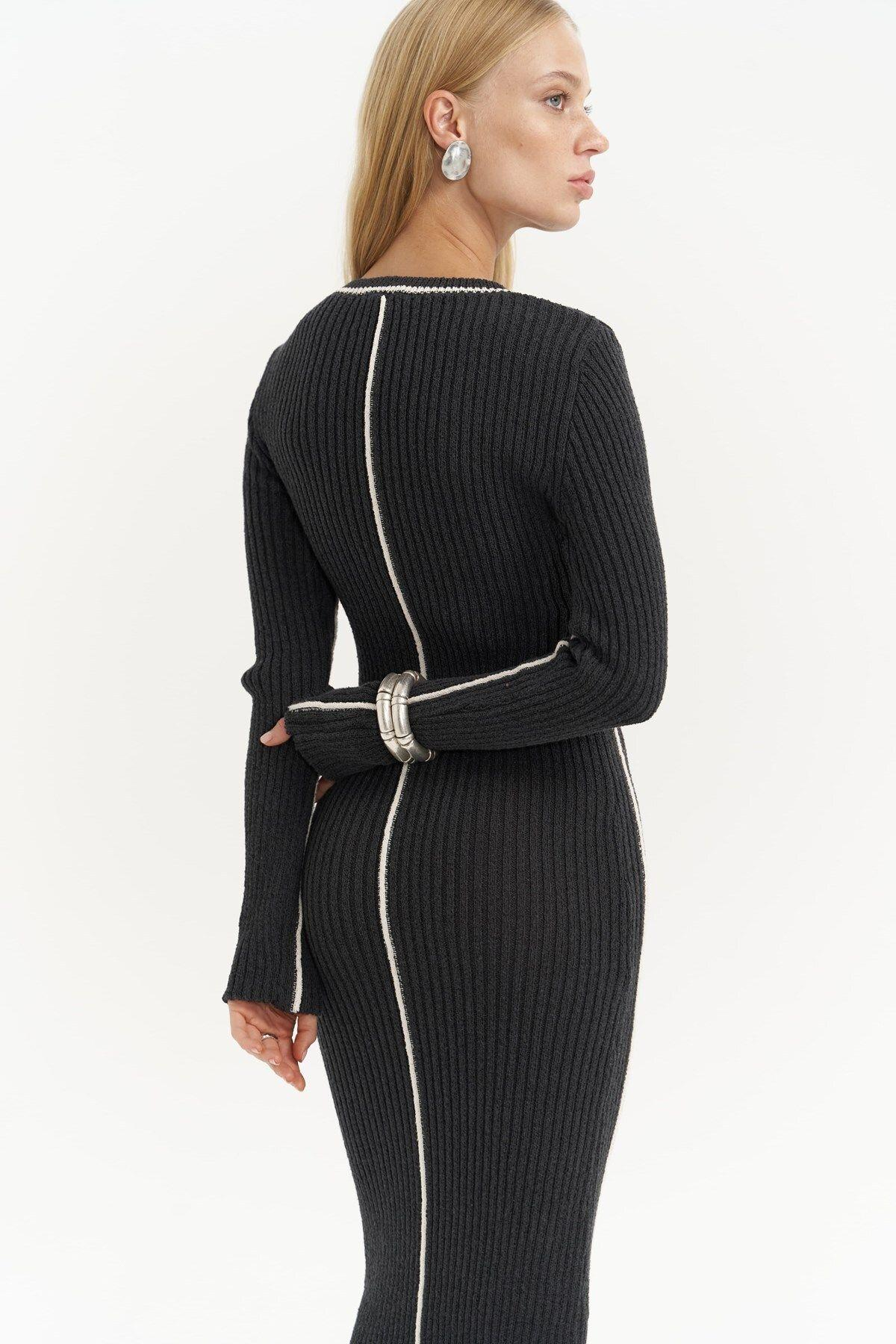 Aston Çizgi Detay Antrasit Elbise