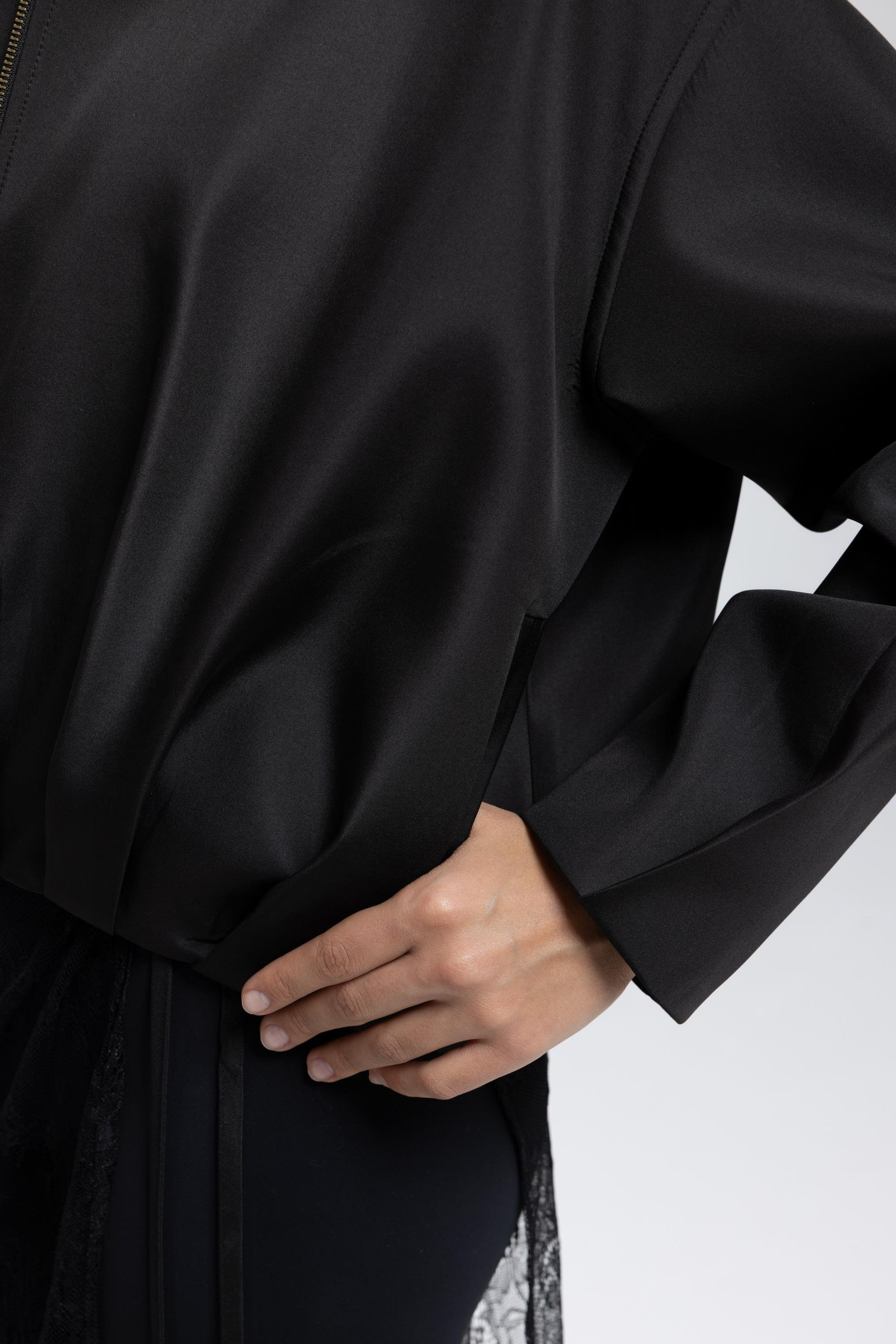 Astrid Mevsimlik Siyah Kısa Bomber Ceket