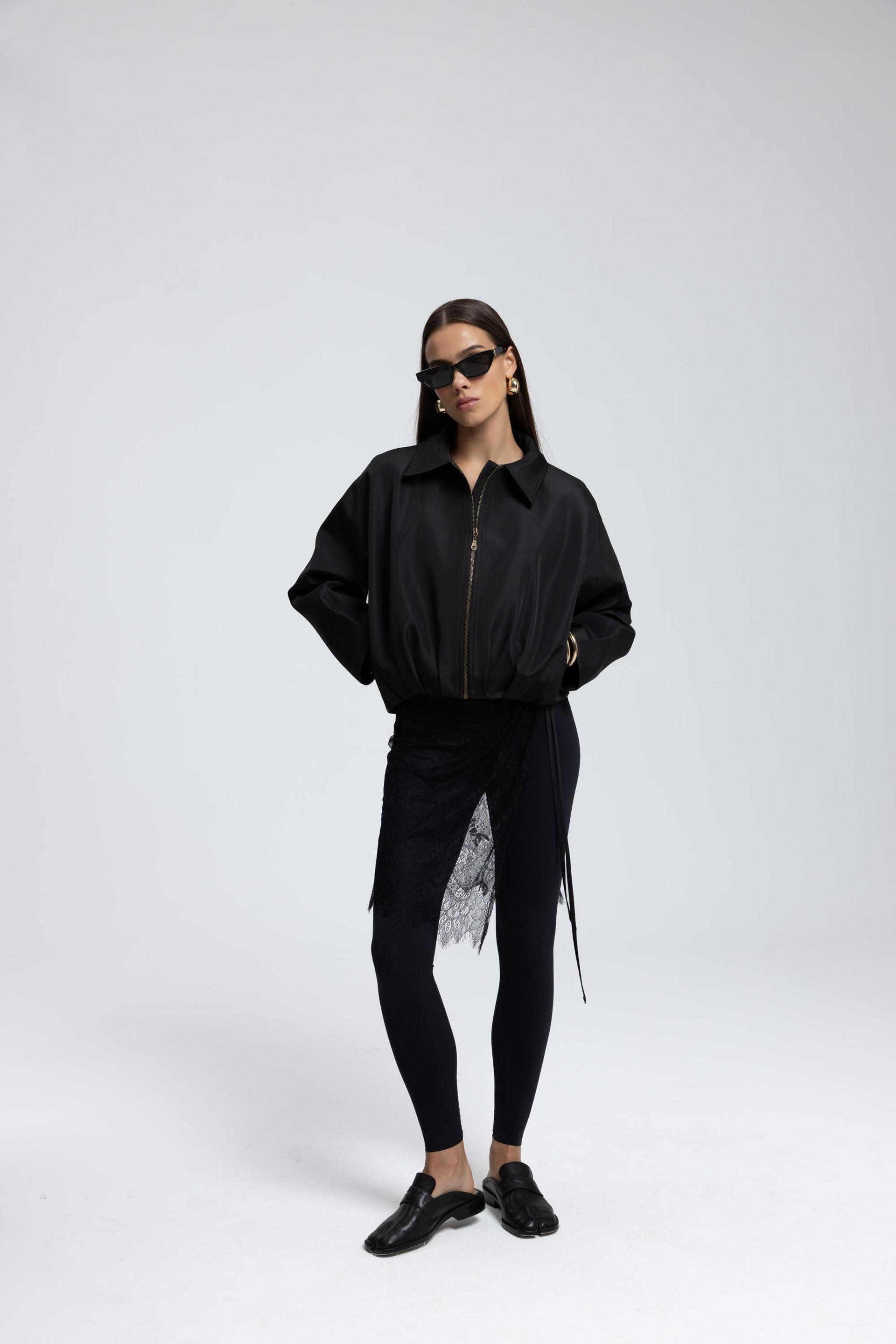 Astrid Mevsimlik Siyah Kısa Bomber Ceket