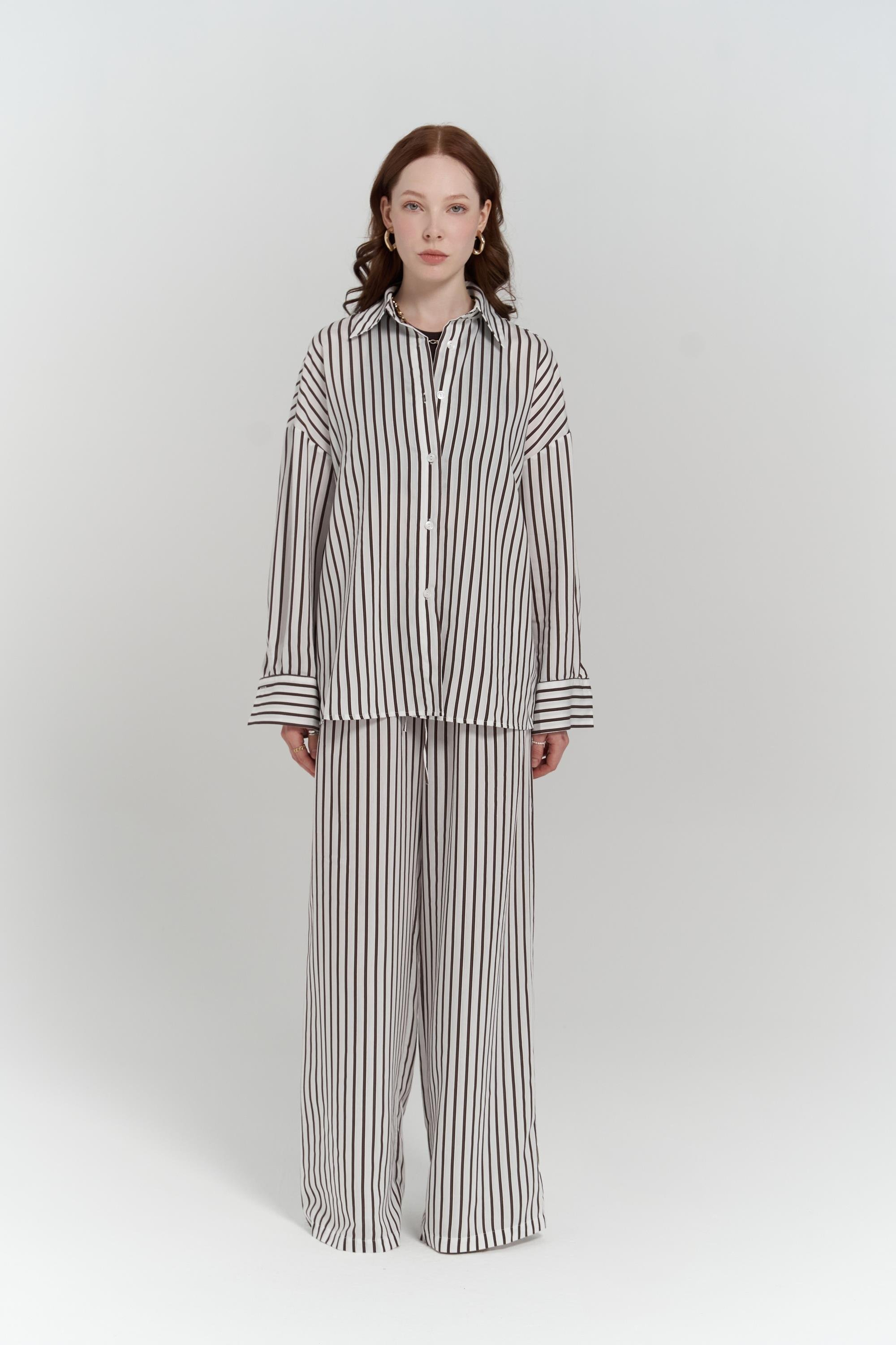 Beatrix Kahve Çizgili Ekru Gömlek Pantolon Takım