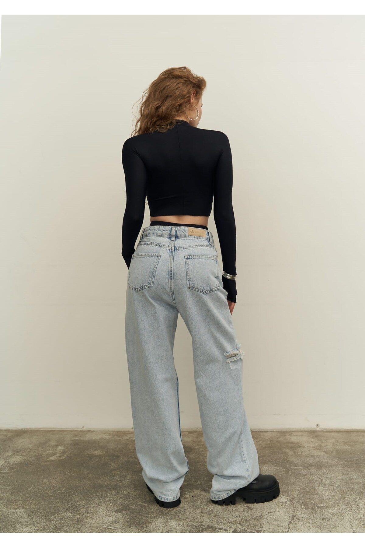 Mai Collection Biance Black Crop