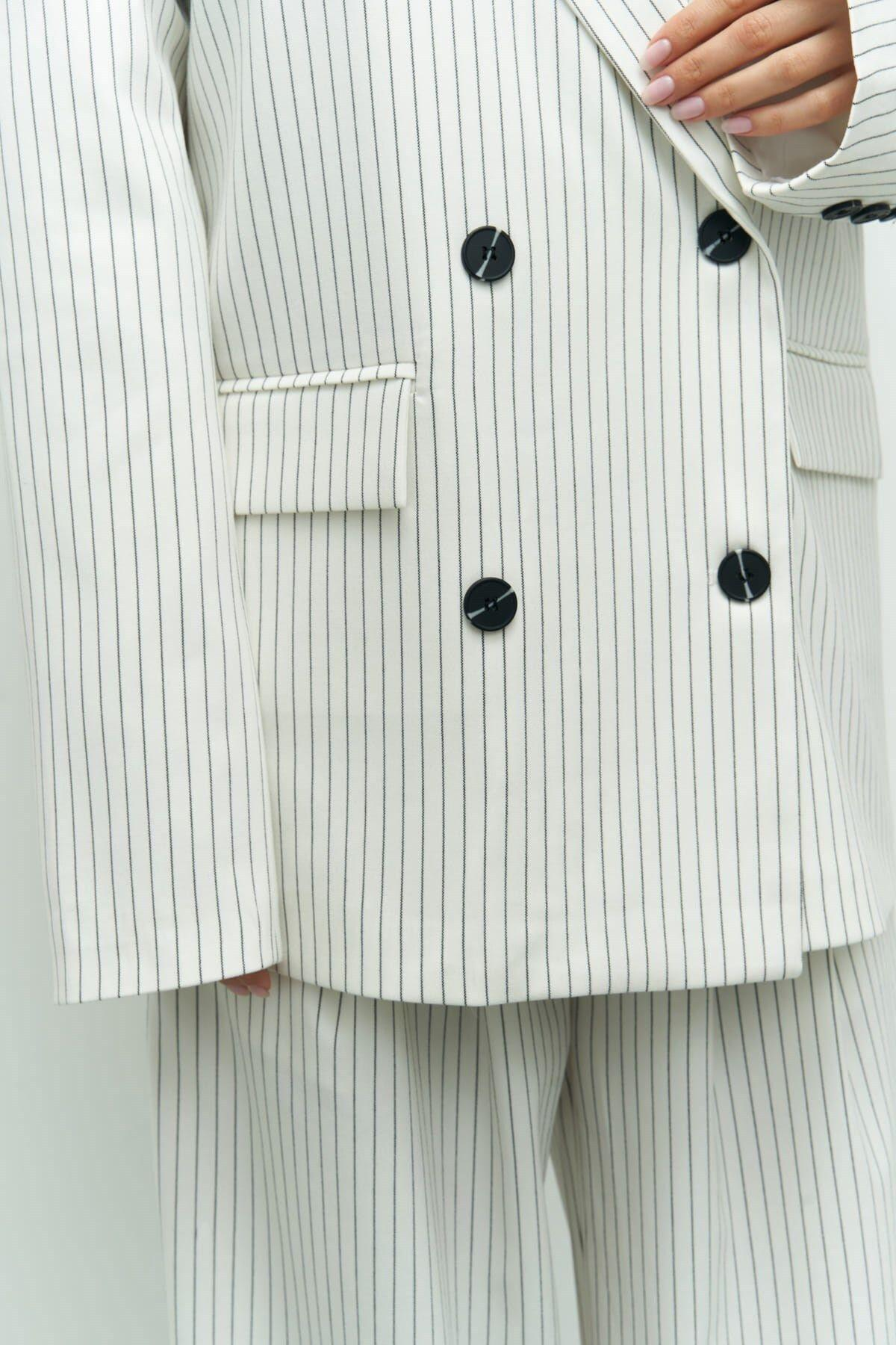 Bianda Çizgili Ekru Blazer