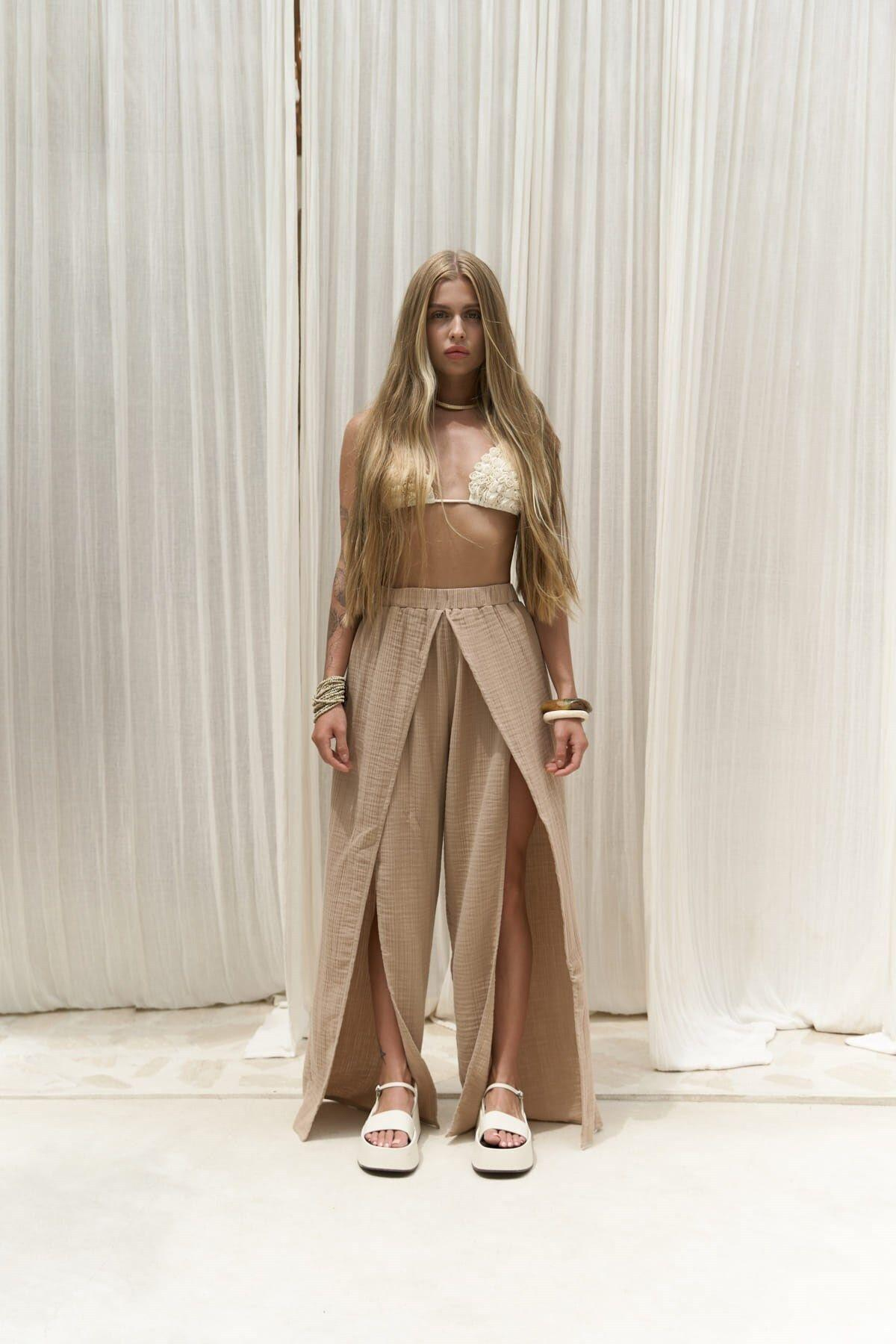 Bima Yırtmaç Detaylı Vizon Pantolon