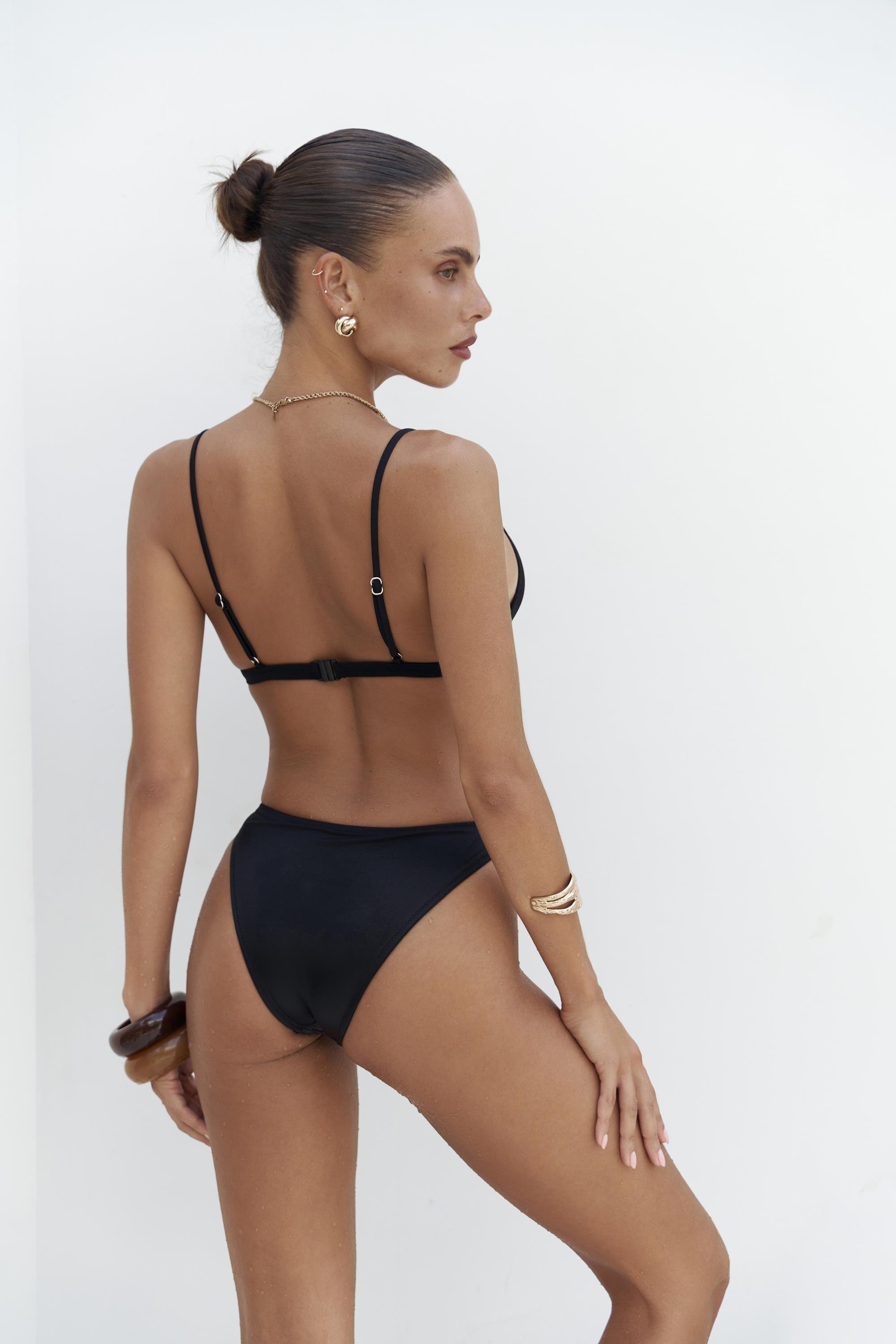 Bintang Ayarlanabilir Üçgen Siyah Bikini Üstü