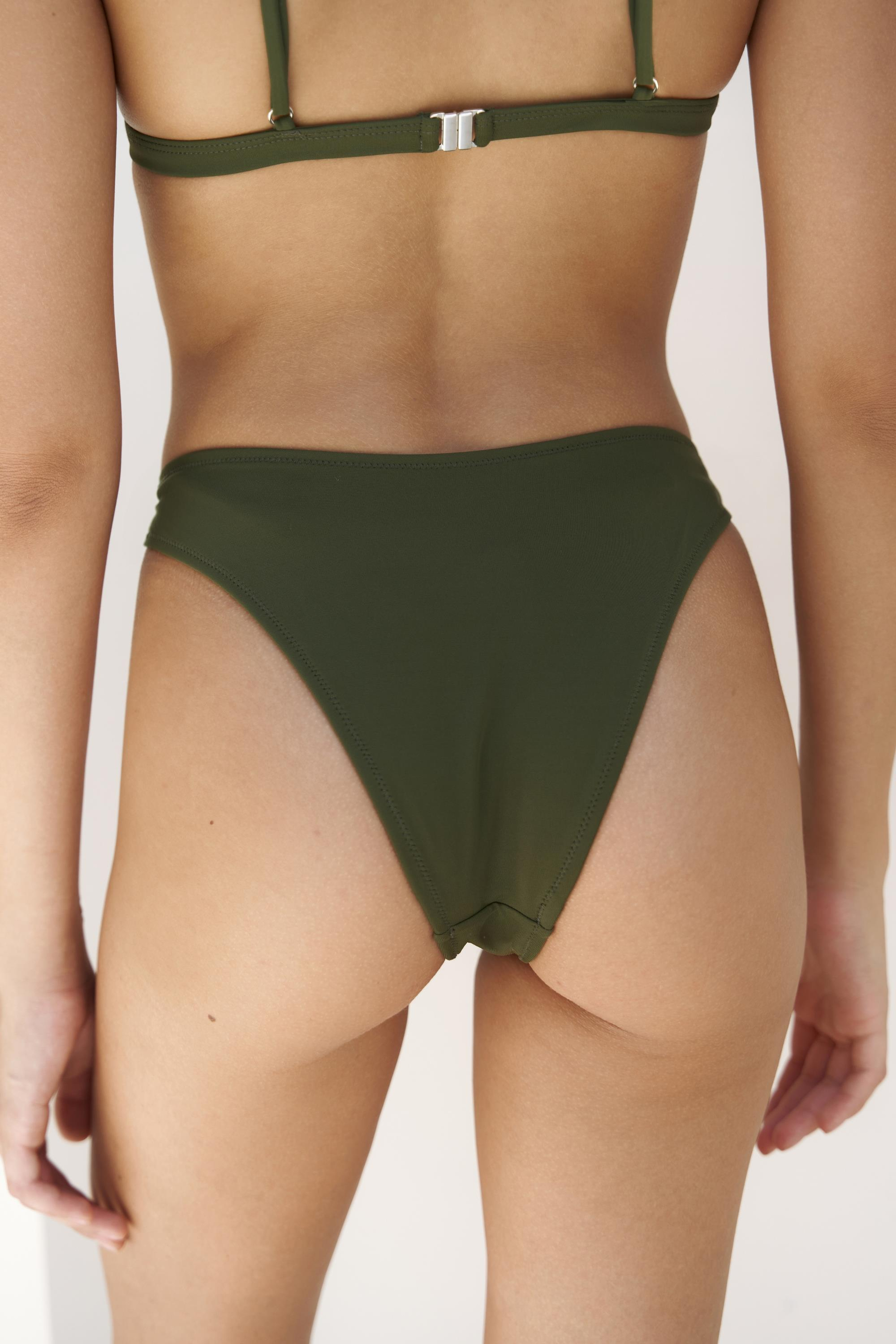 Bintang Düz Kesim Haki Bikini Altı