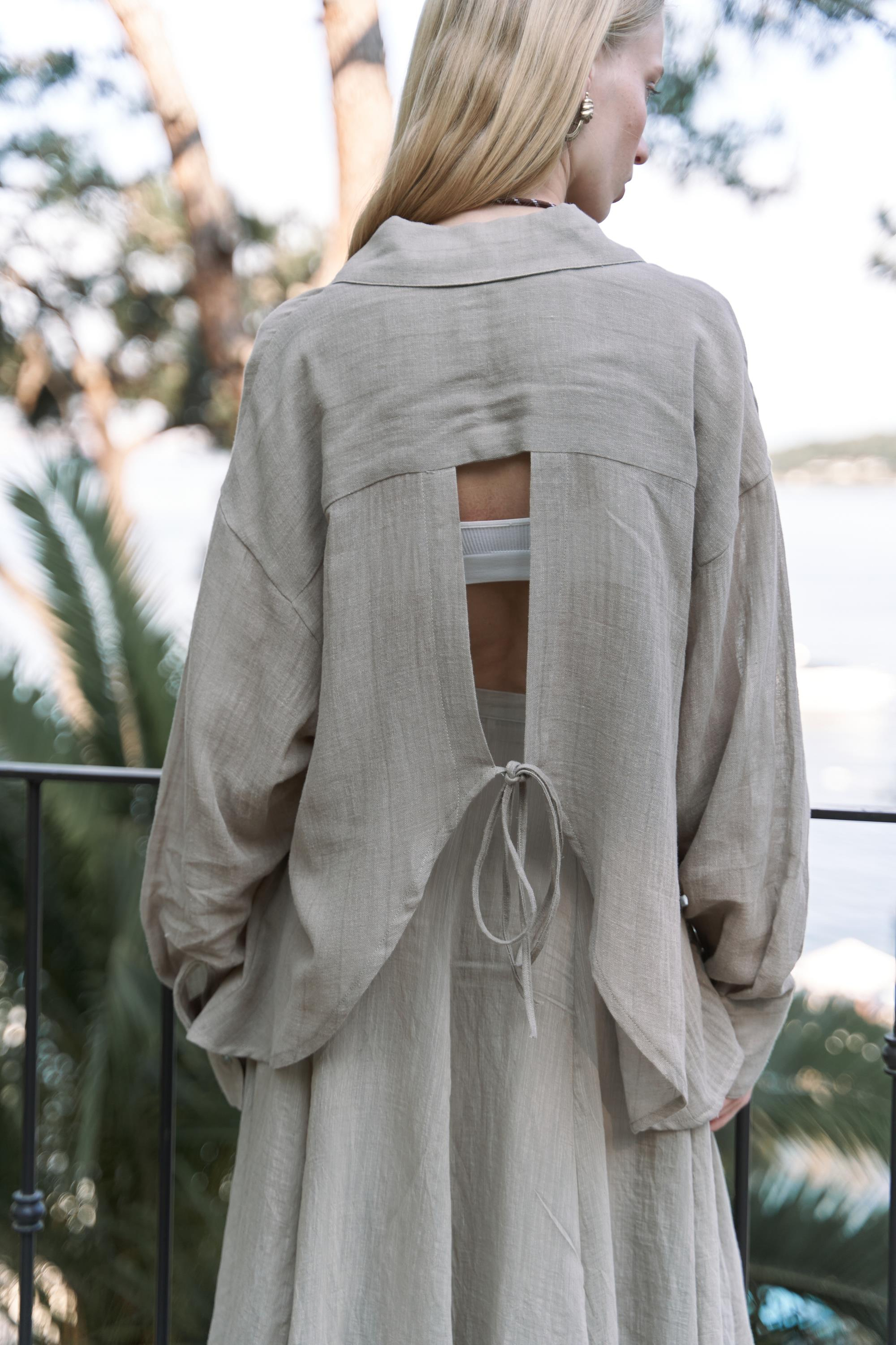 Calynn Sırt Dekolteli Çizgili Haki Keten Gömlek