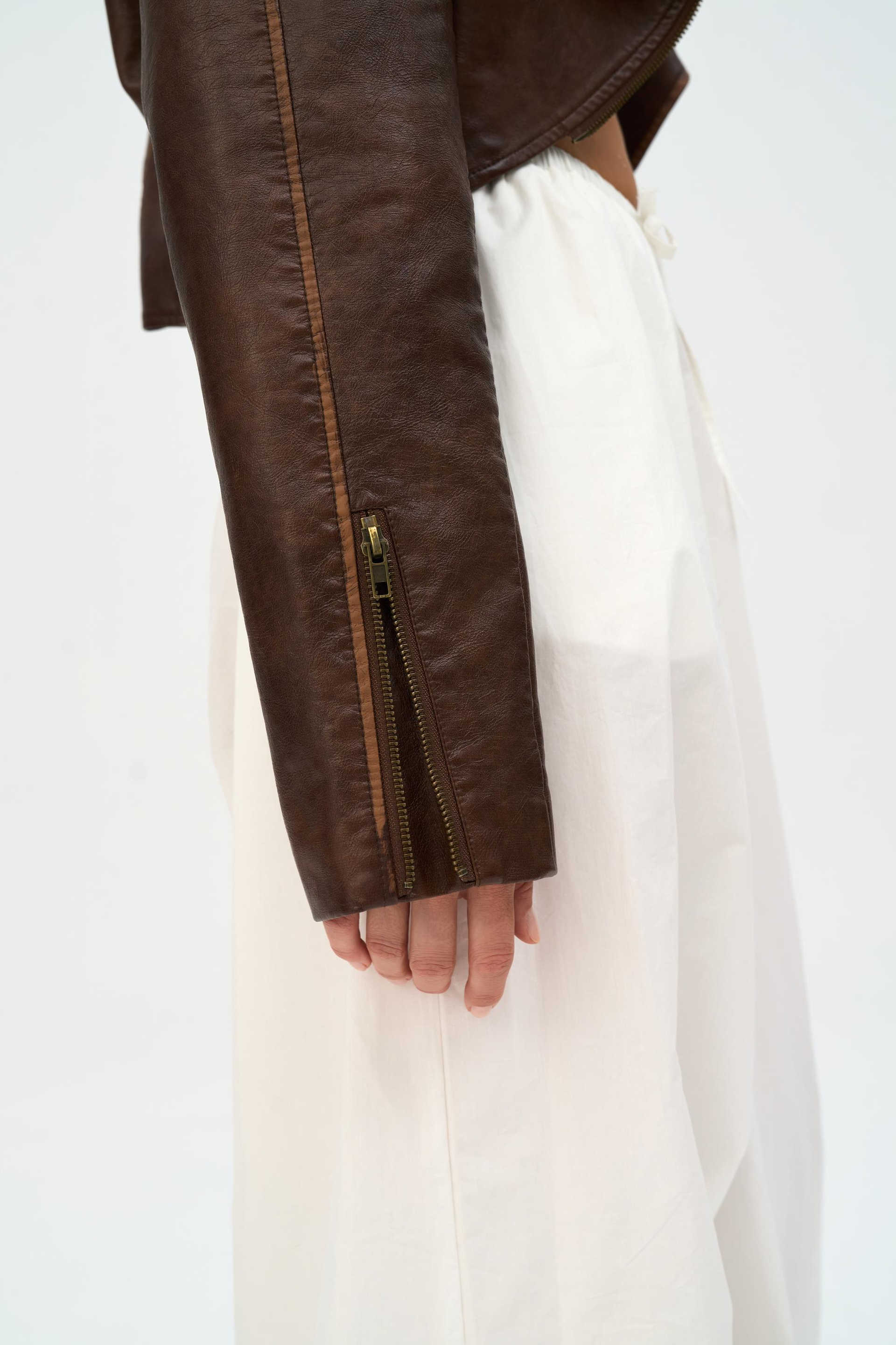 Carnas Asimetrik Kahve Suni Deri Ceket