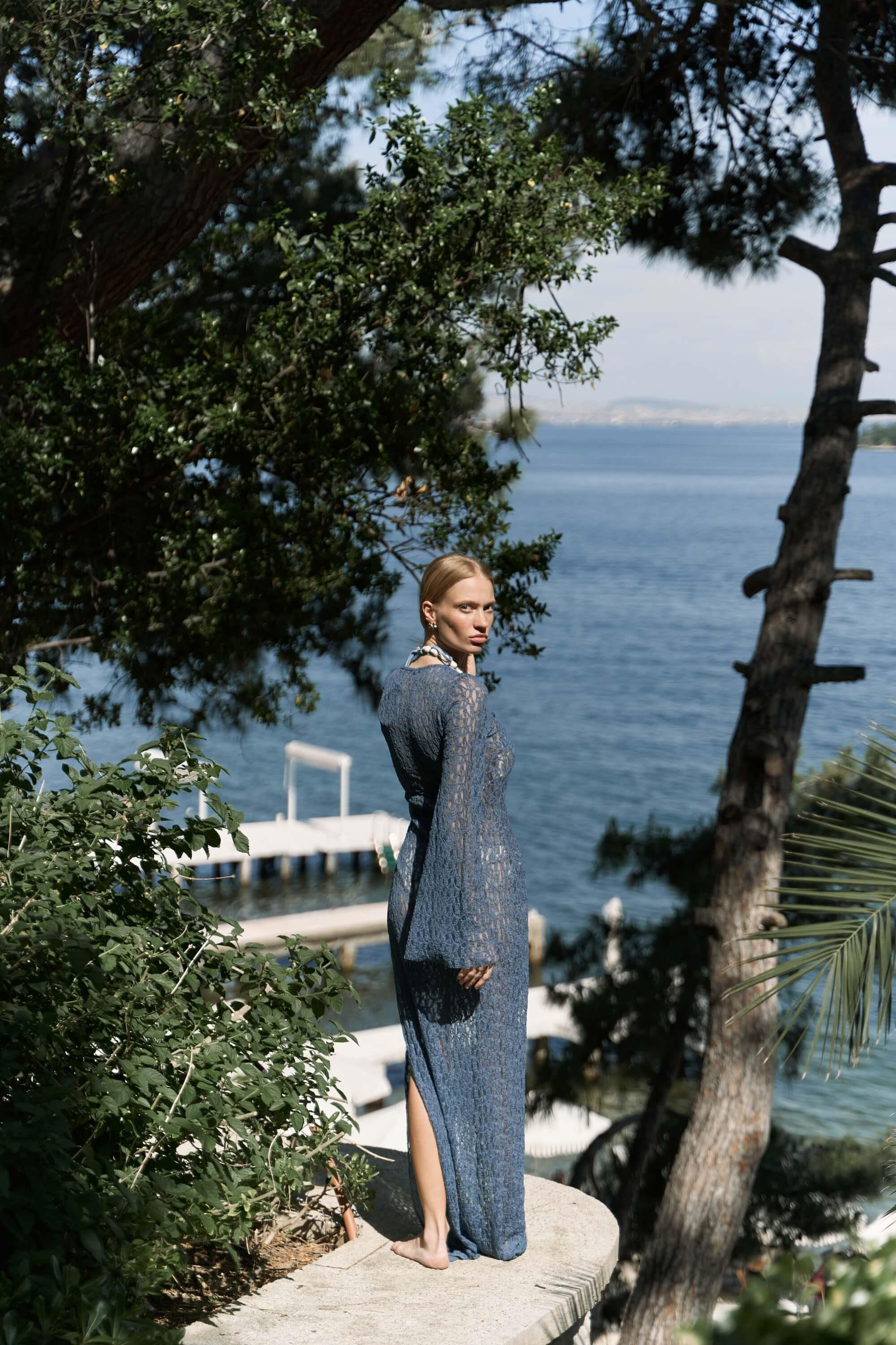 Caroline Dantelli İndigo Uzun Elbise