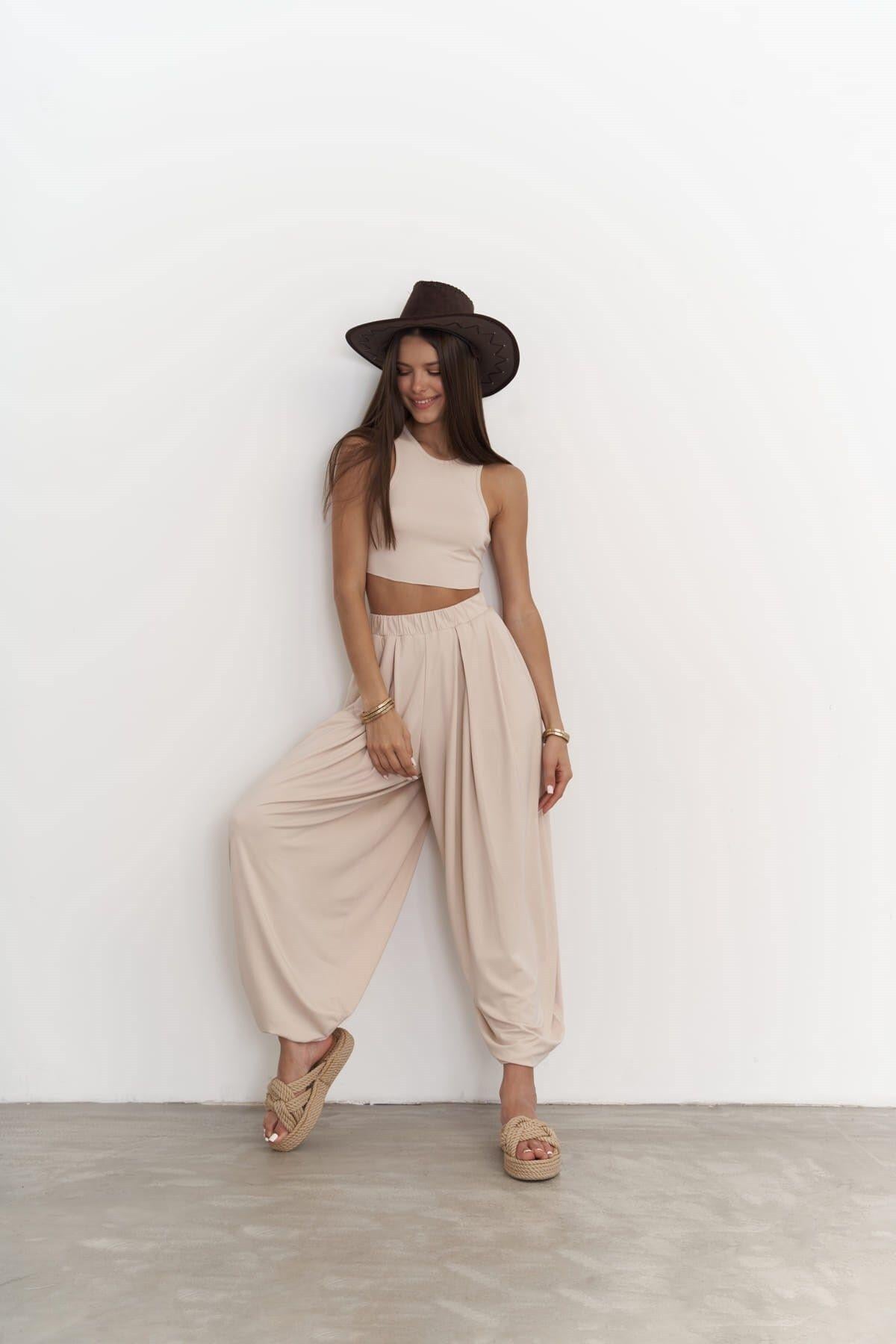 Casey Bej Crop Pantolon Takım