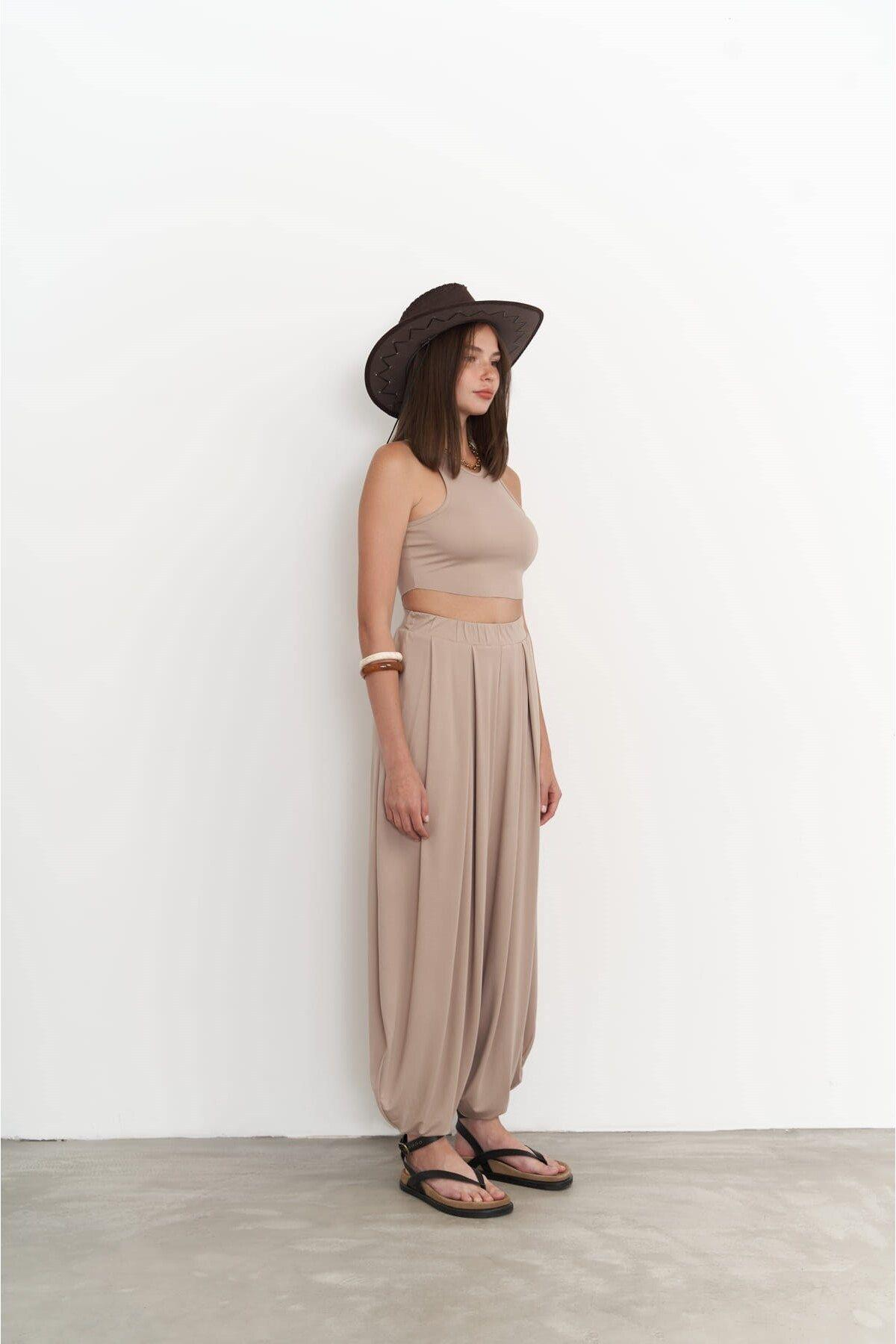 Casey Dark Beige Crop & Pants Set