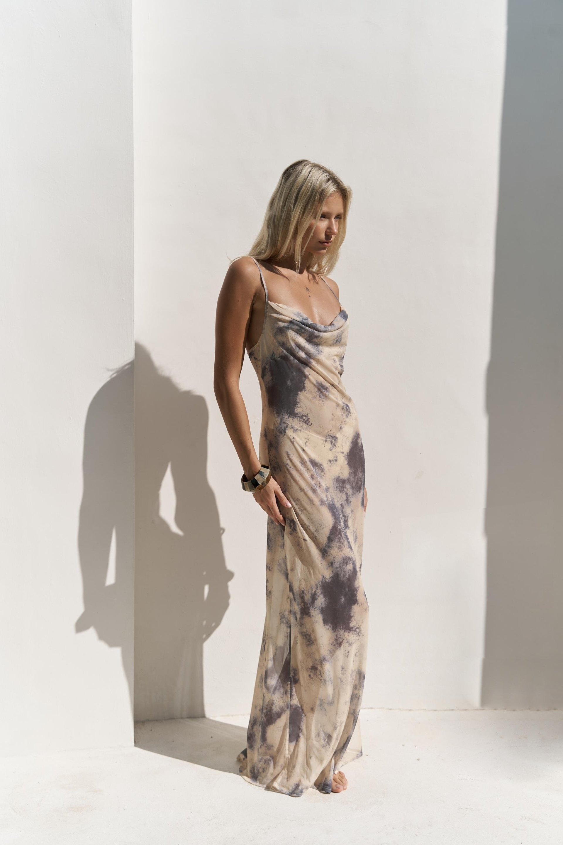 Chomhan Askılı Degaje Sarı Uzun Elbise