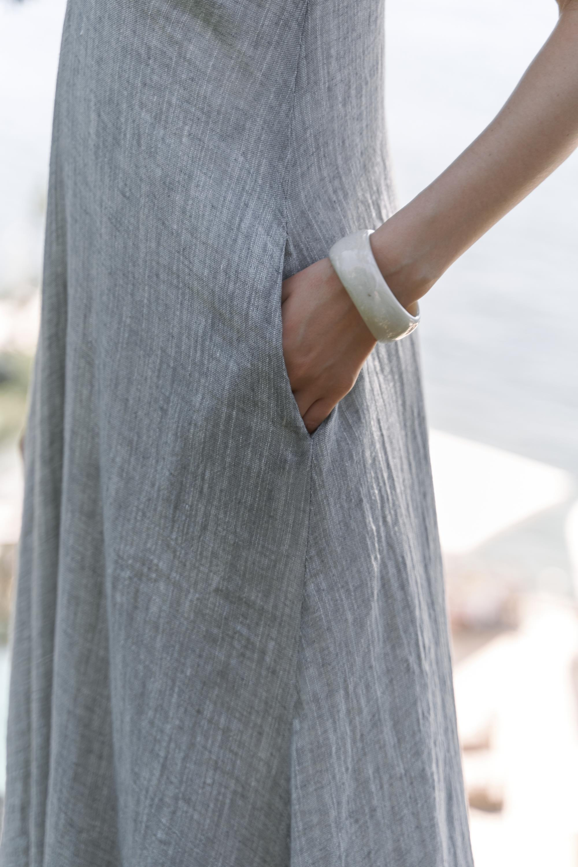 Cinas Askılı Uzun Füme Keten Elbise