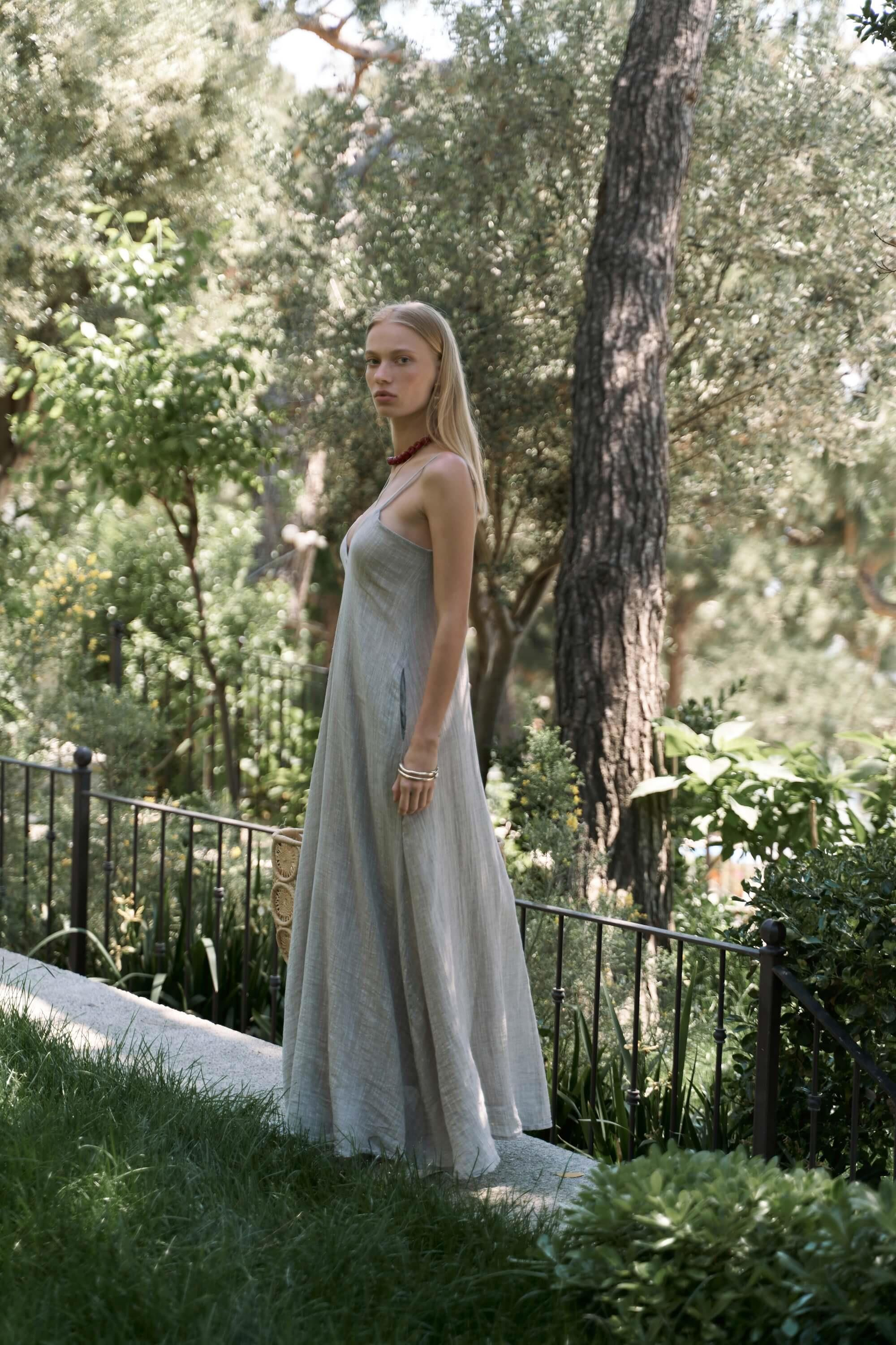 Cinas Askılı Uzun Vizon Keten Elbise