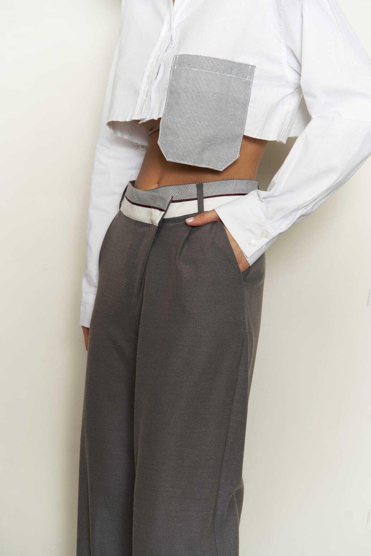 Coral Gri Çizgili Beyaz Crop Gömlek