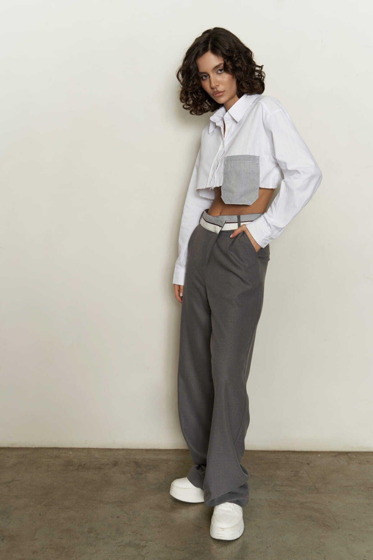 Coral Gri Çizgili Beyaz Crop Gömlek