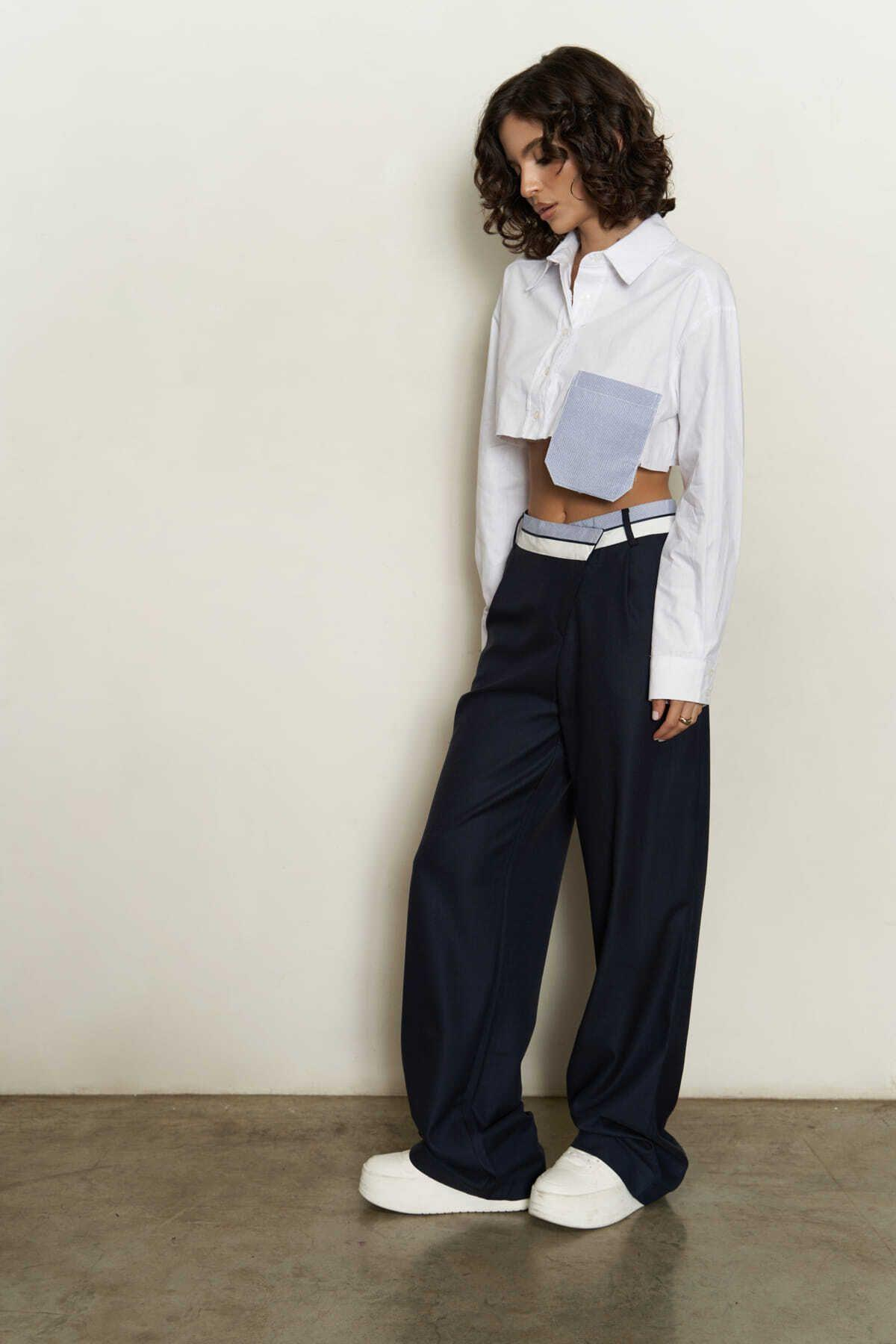 Coral Mavi Çizgili Beyaz Crop Gömlek