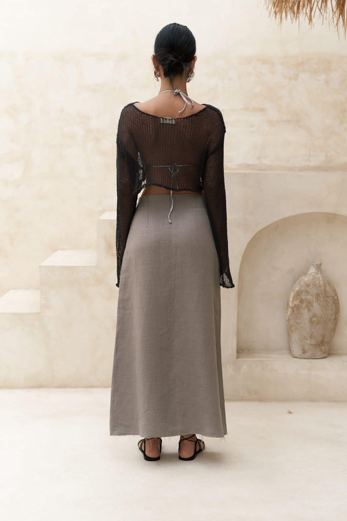 Bohemai Daisy Dark Gray Knit Crop