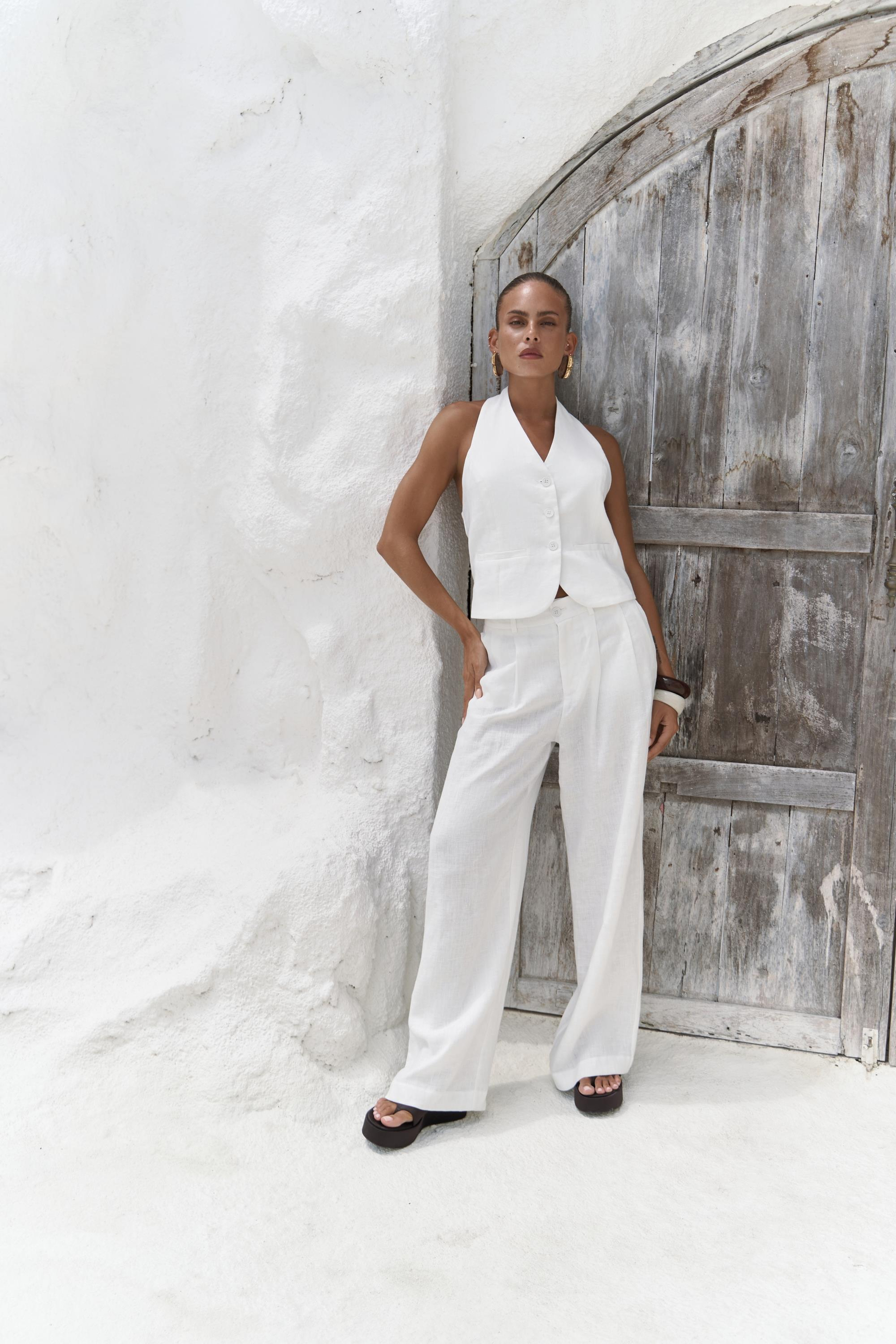 Dena Sırt Dekolteli Beyaz Keten Yelek Pantolon Takım