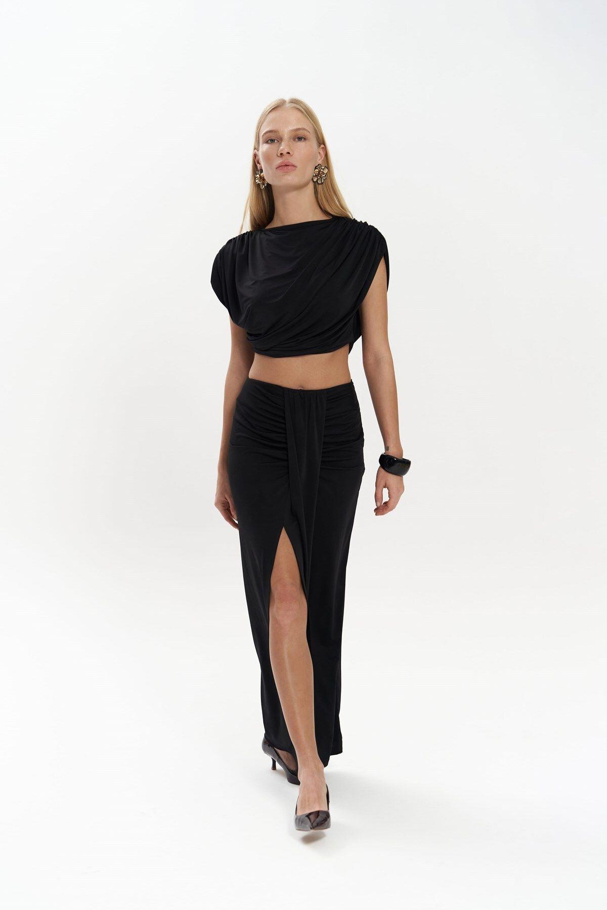 Easton Black Crop&Skirt Set