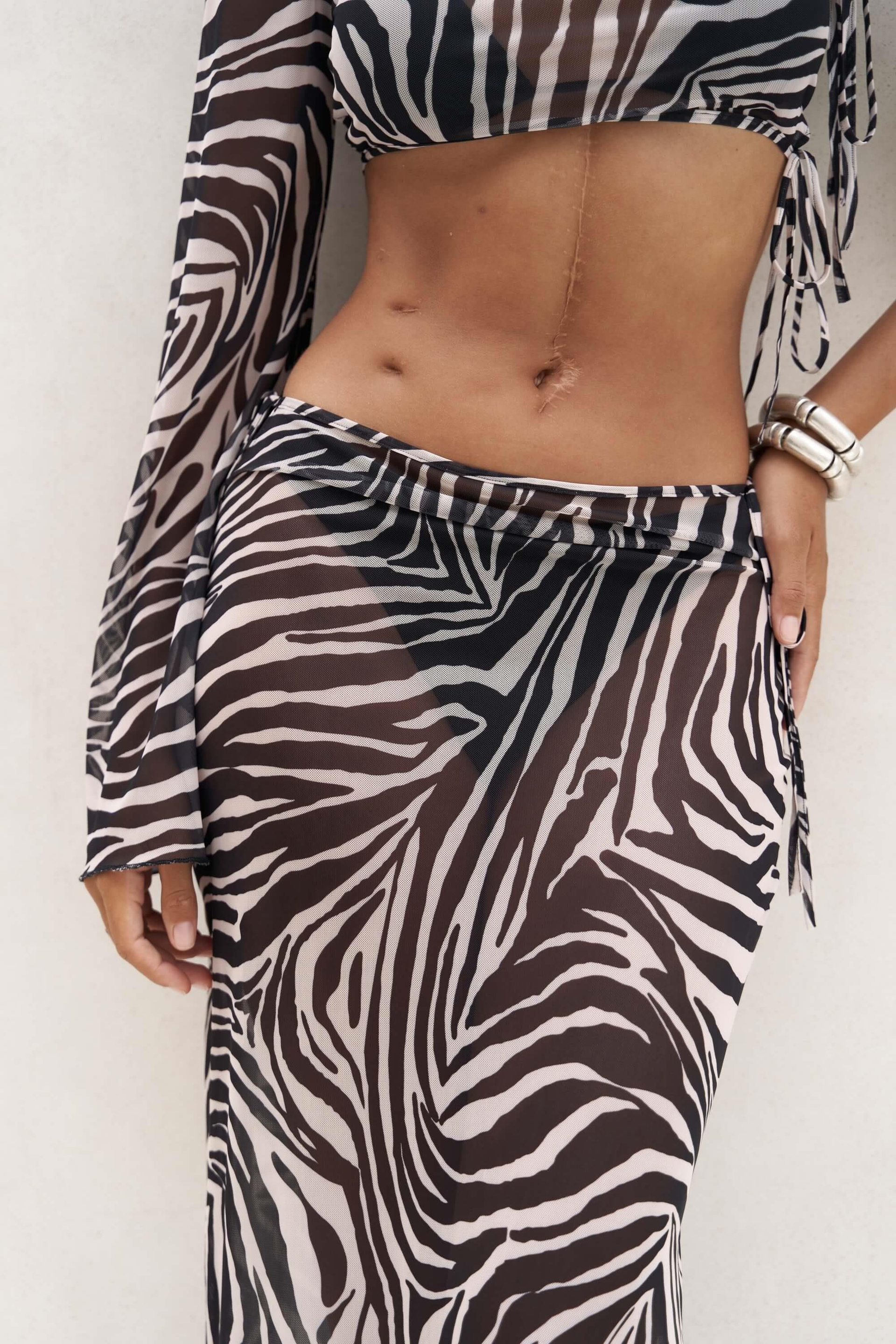 Efthimos Tek Omuz Siyah Crop Etek Takım