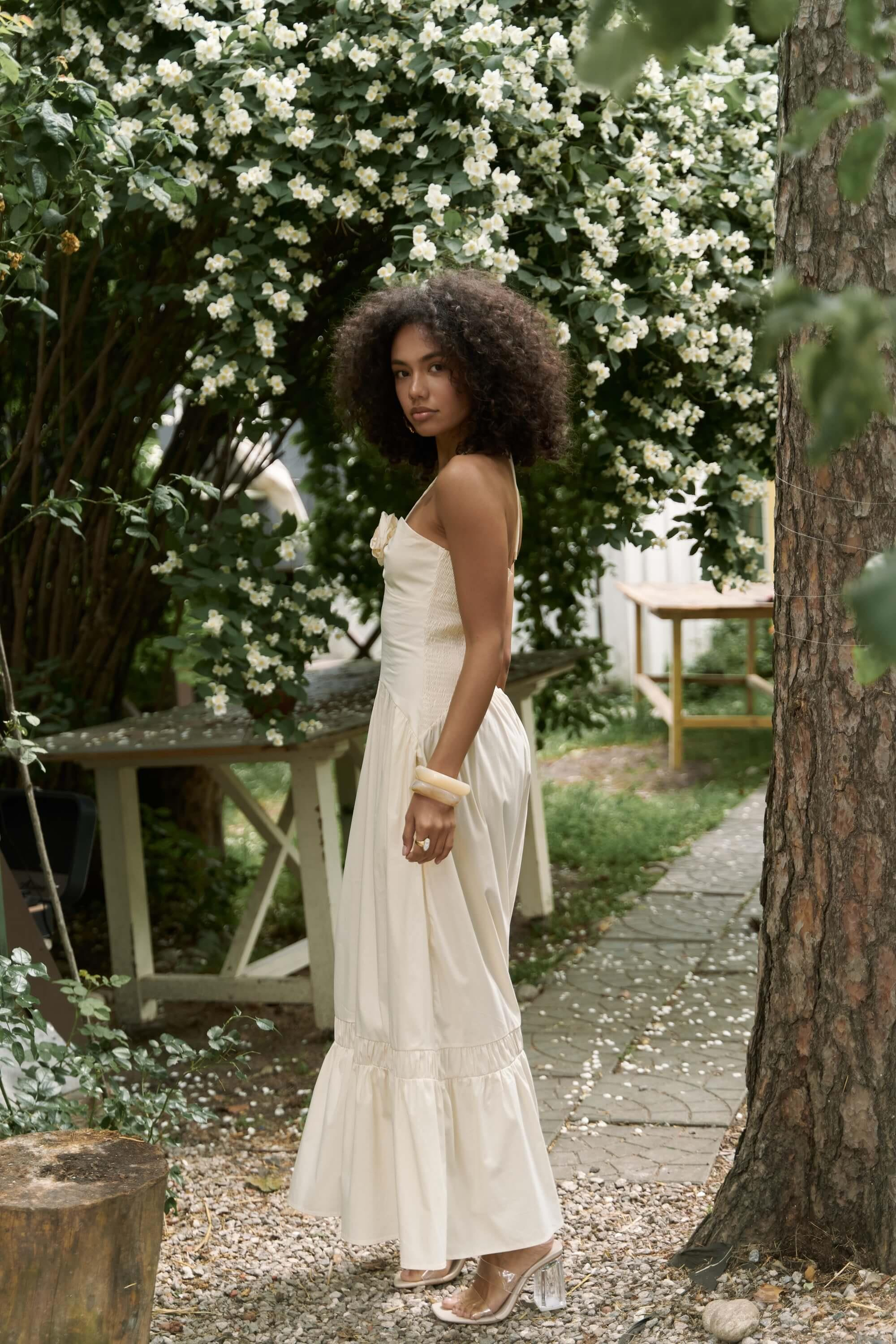 Elisa Gül Detay Sarı Uzun Elbise