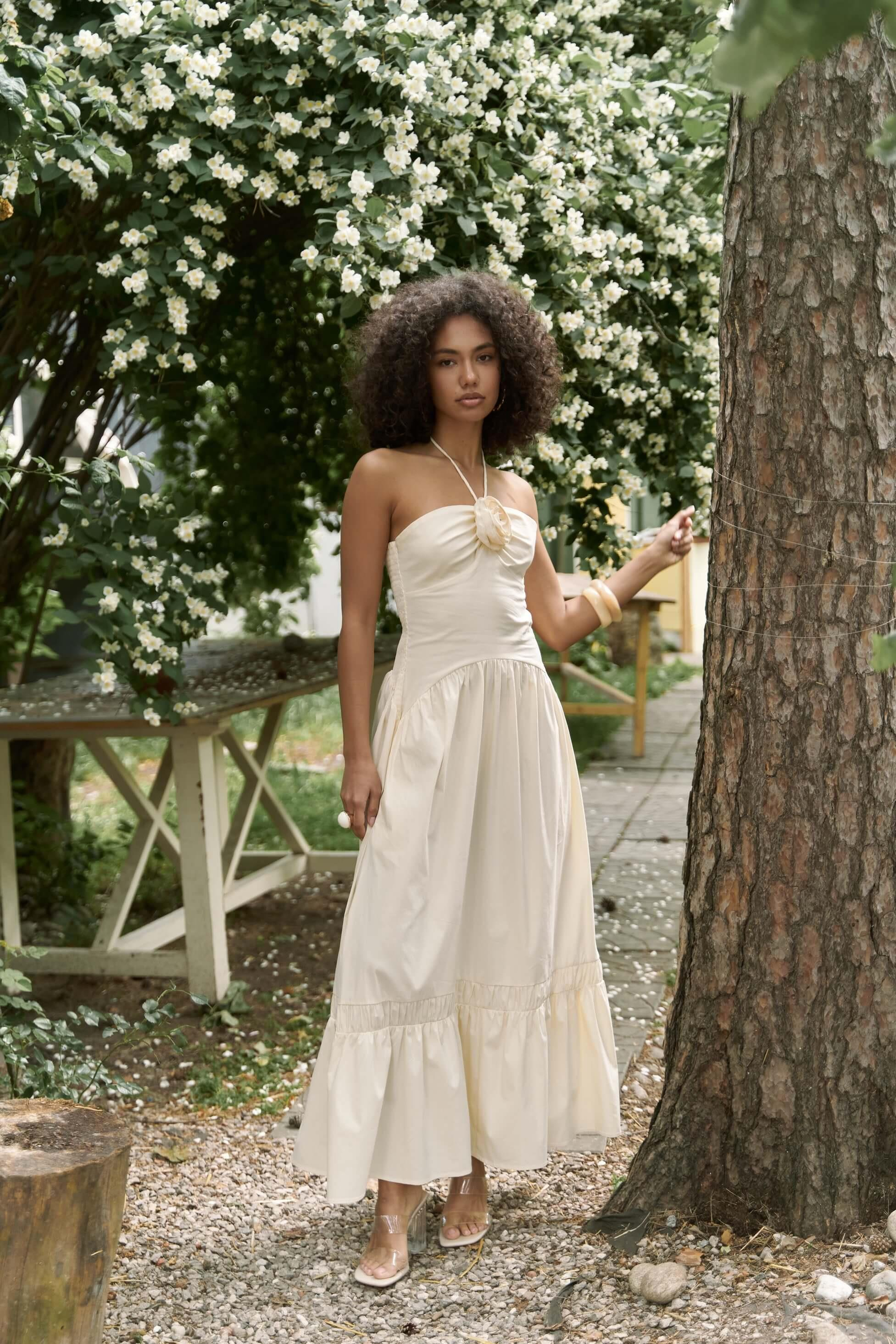 Elisa Gül Detay Sarı Uzun Elbise