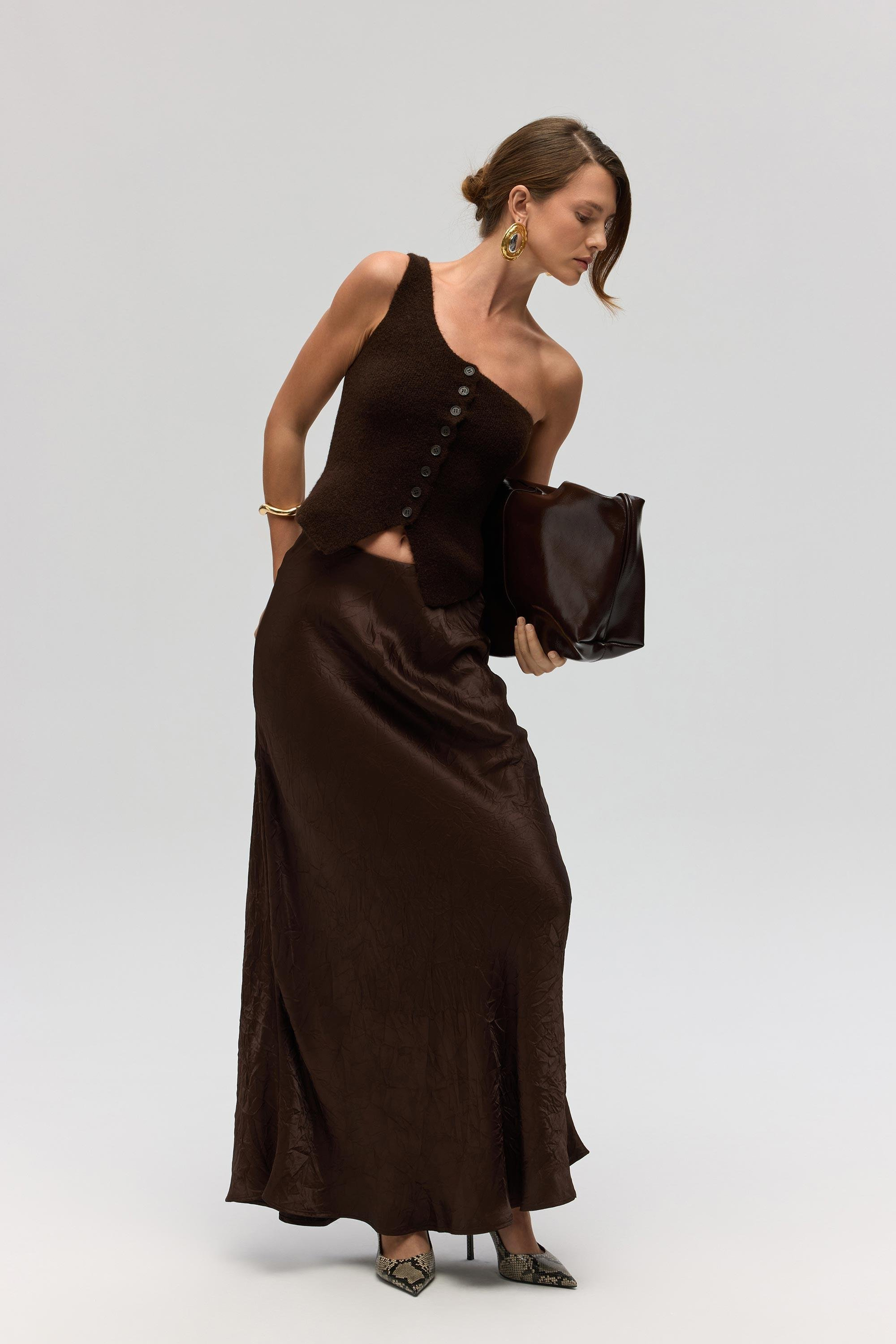 Elvar Tek Omuz Kahve Triko Crop