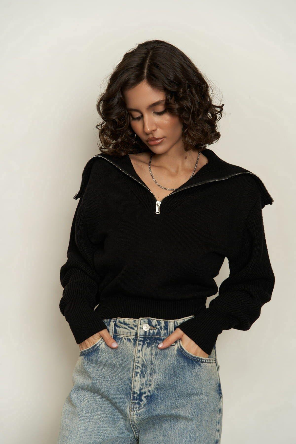 Endless Yarım Zrope-Up Black Sweater