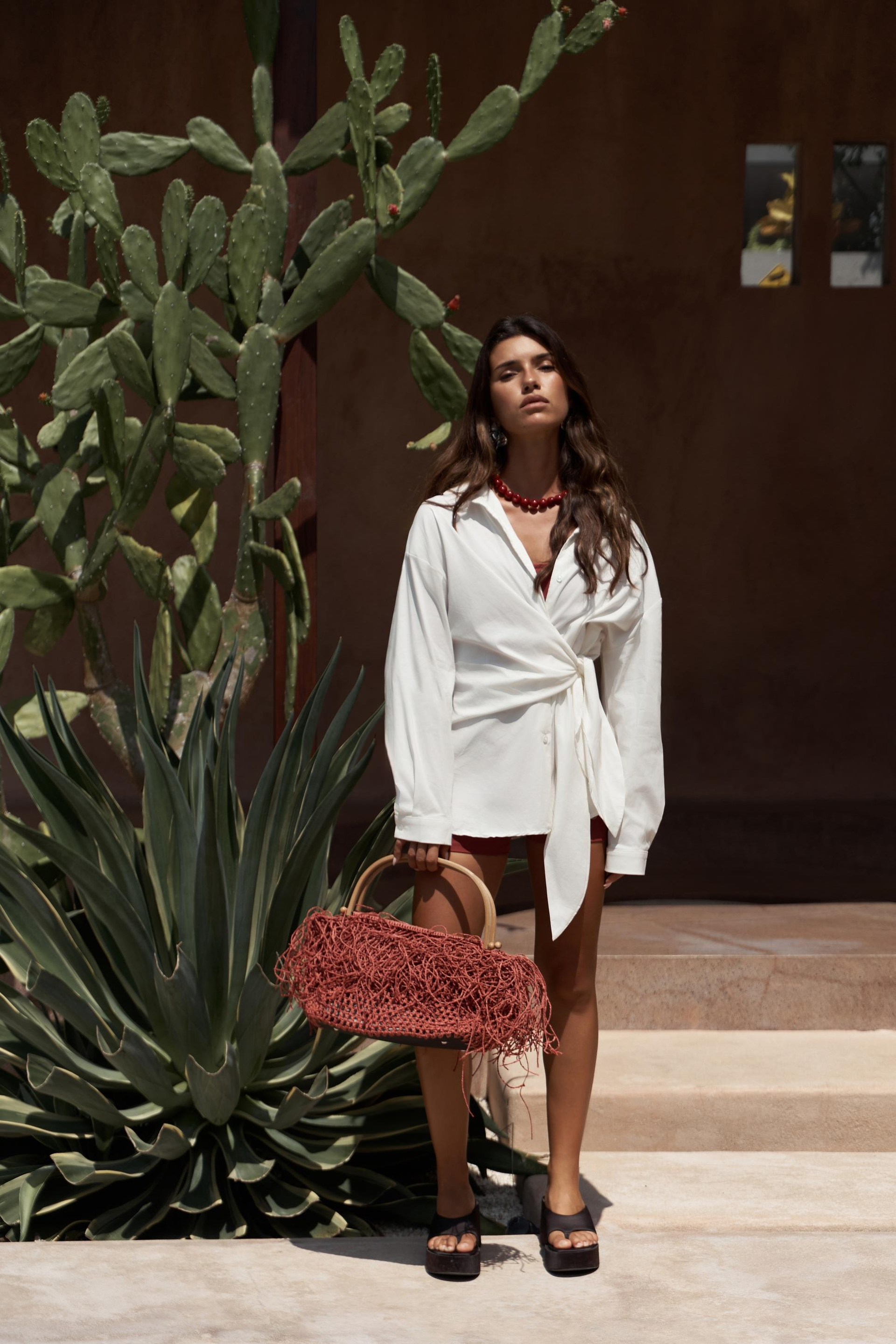 Ester Bağlamalı Ekru Gömlek