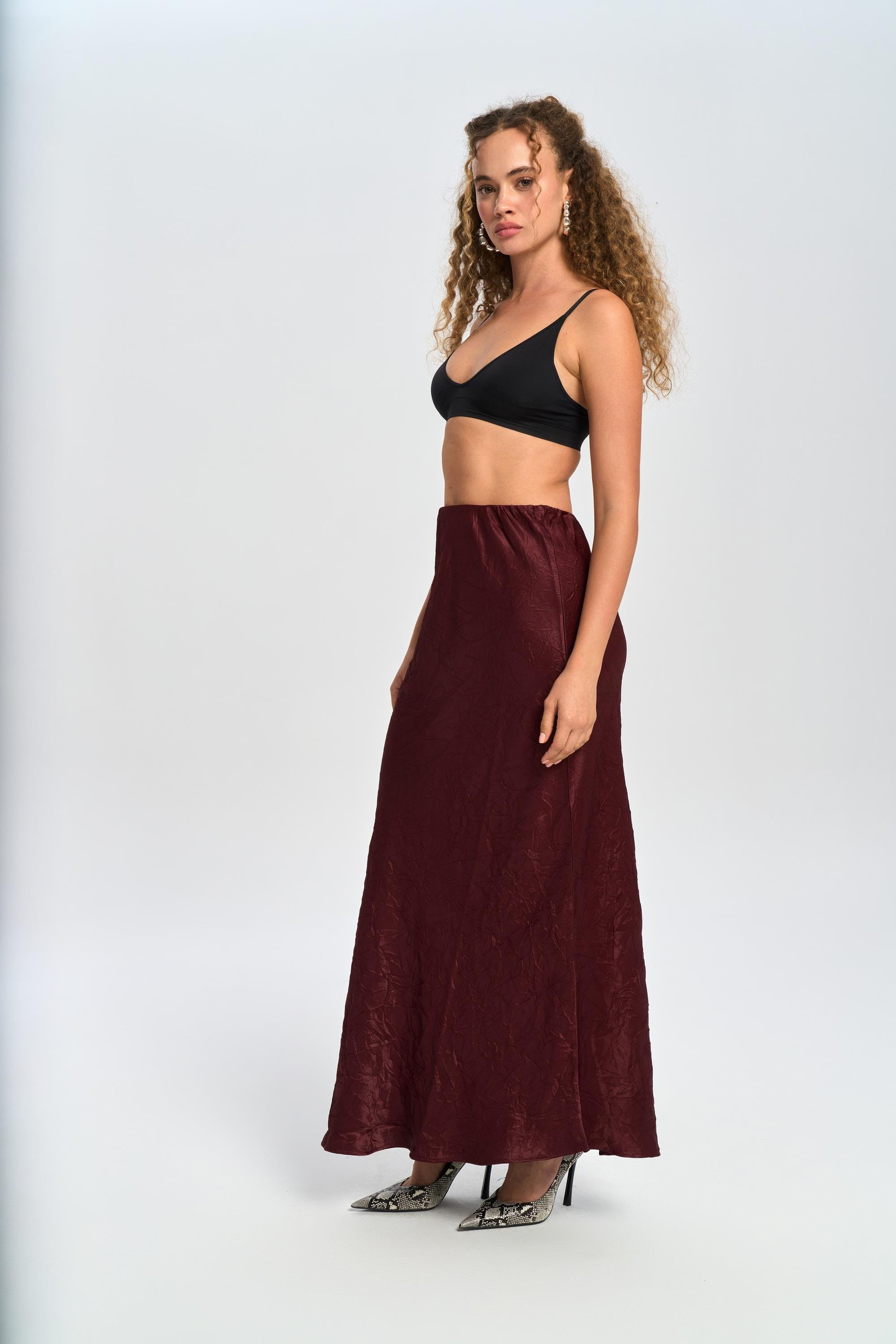 Eubah Kırışık Uzun Bordo Saten Etek