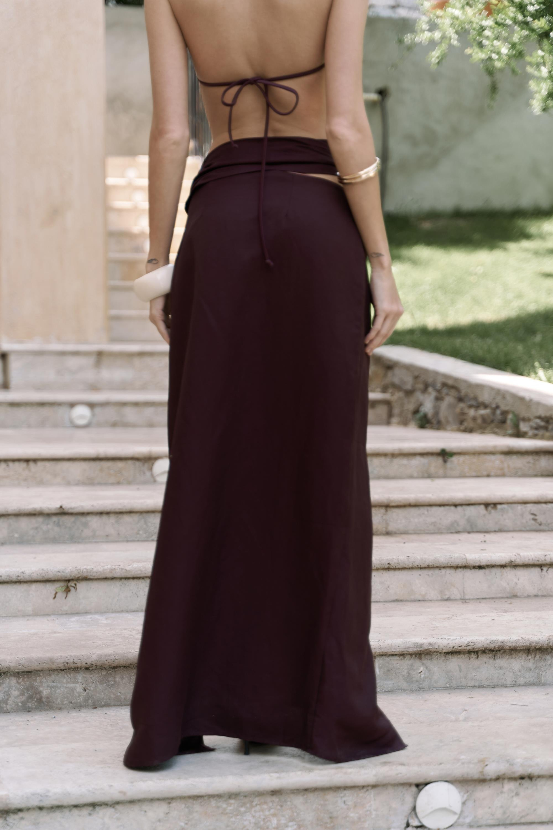 Fabriyonto Asimetrik Bordo Uzun Etek