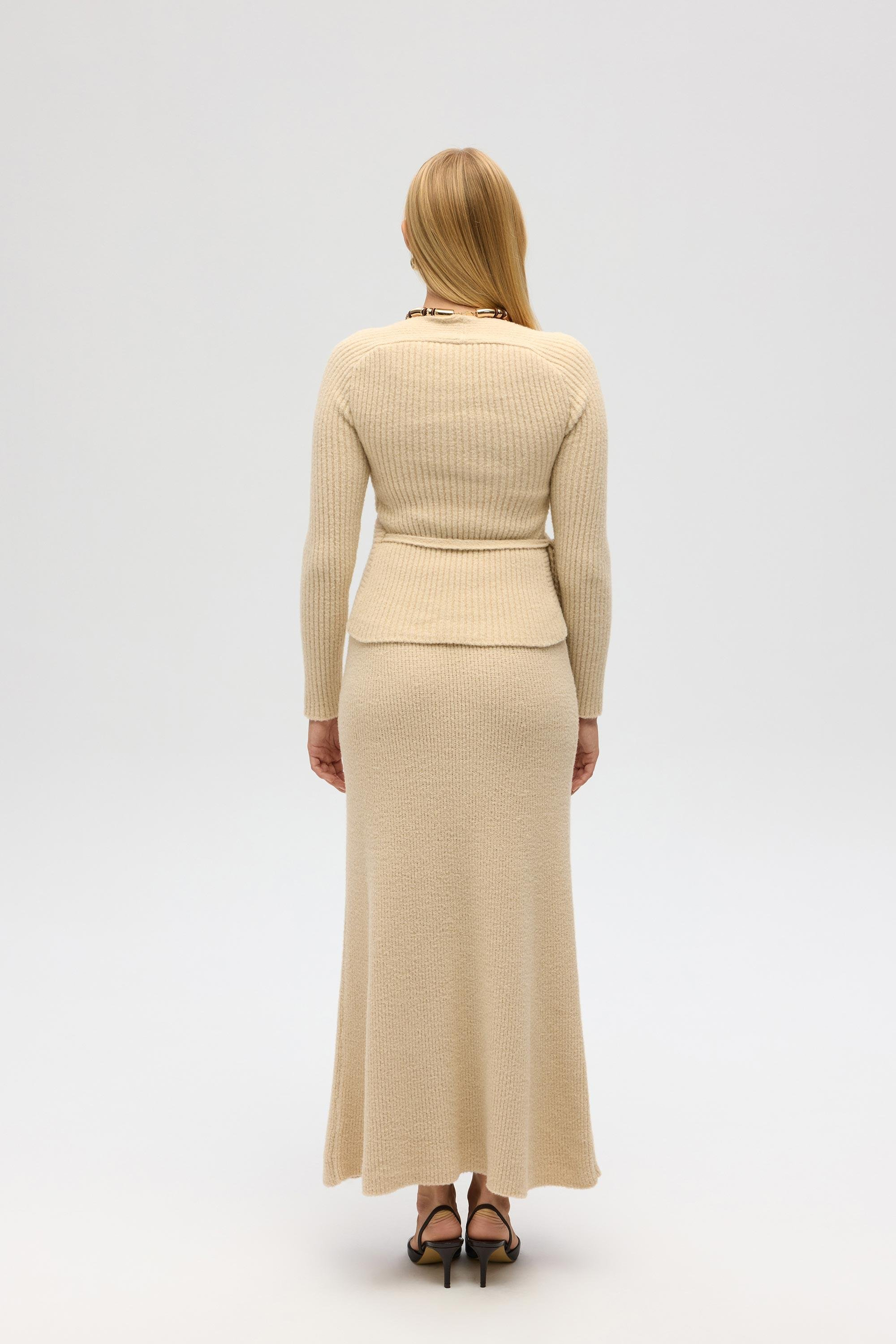 Fluff Bağlamalı Bej Üst-Etek Takım