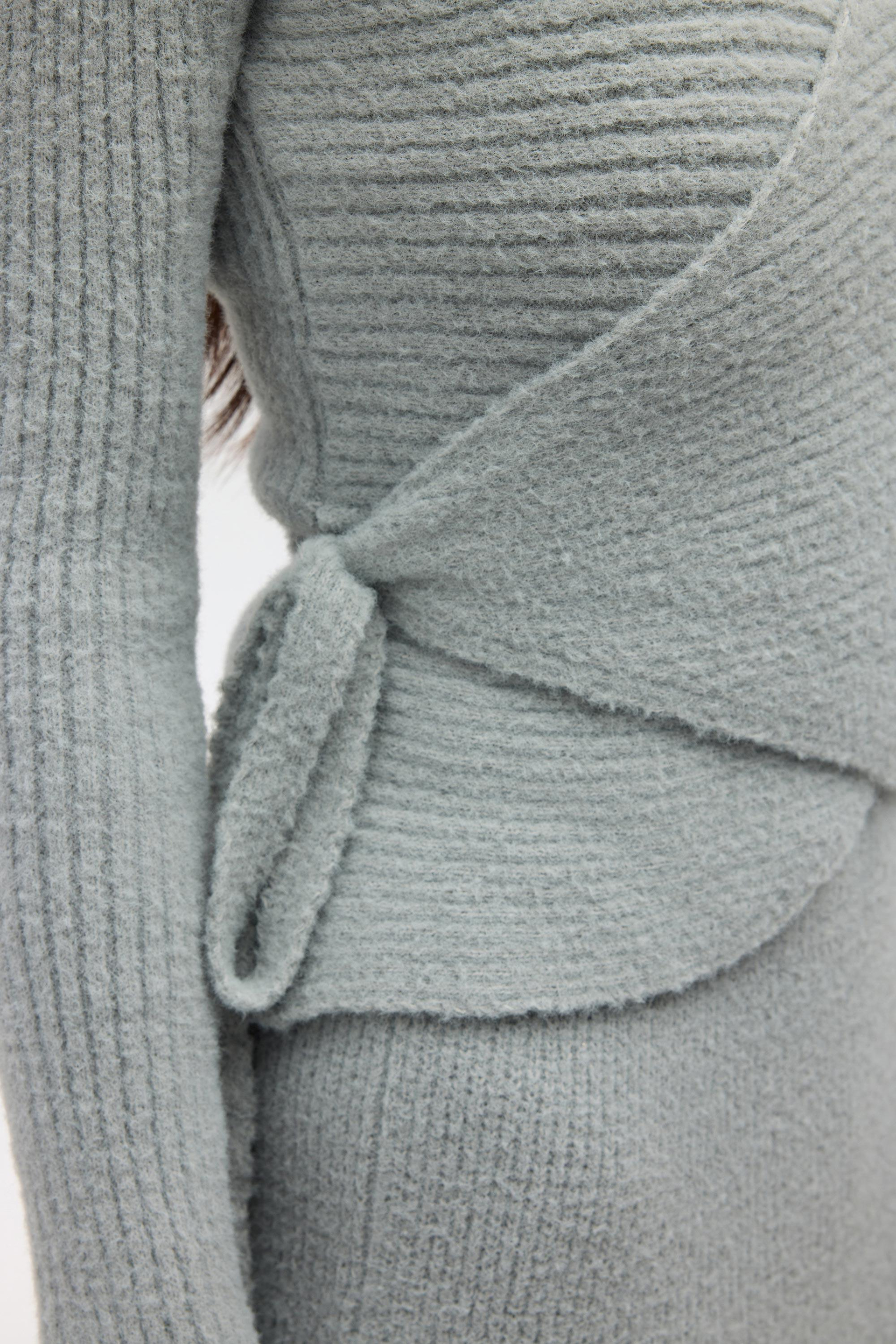 Fluff Bağlamalı Gri Üst-Etek Takım