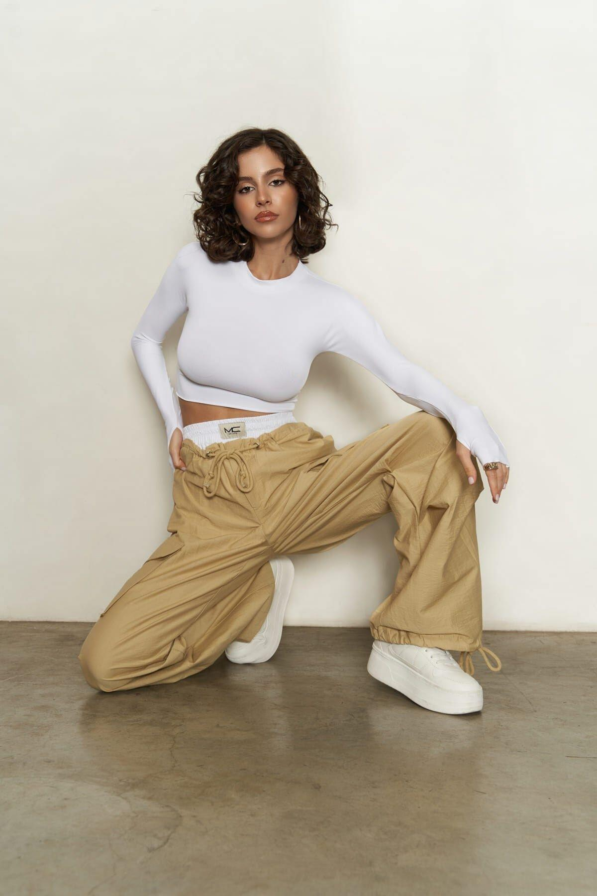 Galvin Boxer Detailed Slim Fit Beige Parachute Pants